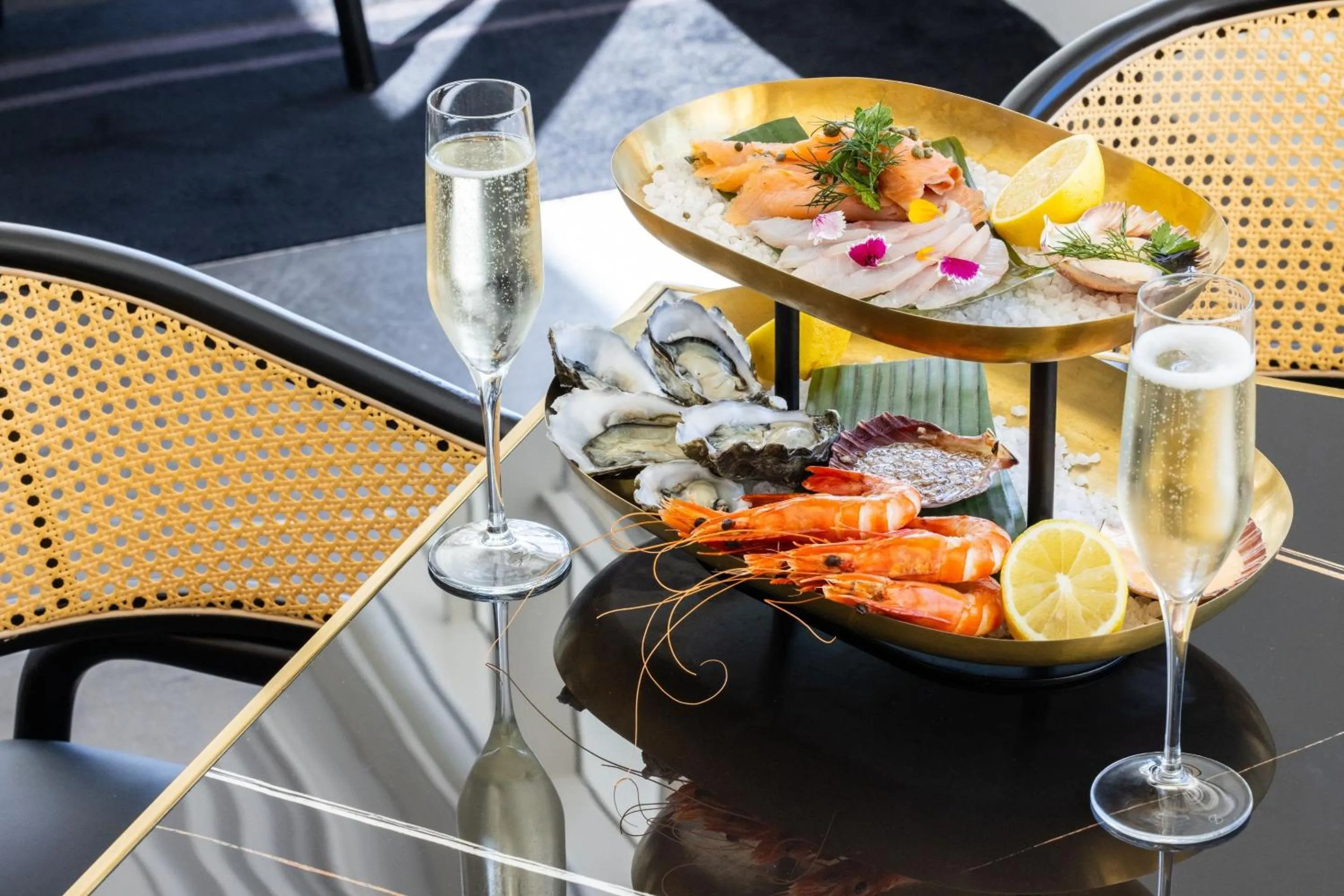 Restaurant/places to eat in Crowne Plaza Terrigal Pacific by IHG