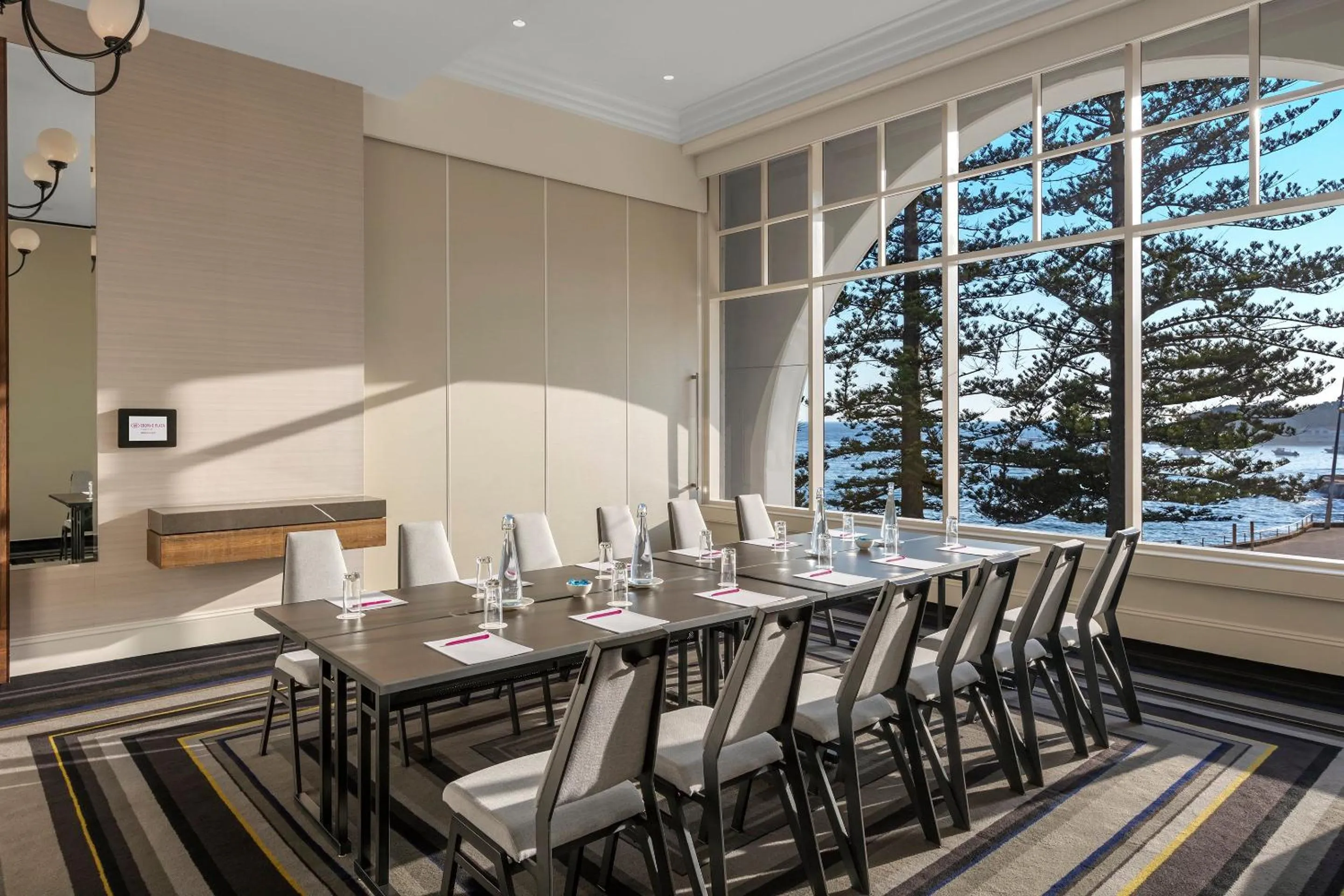 Meeting/conference room in Crowne Plaza Terrigal Pacific by IHG