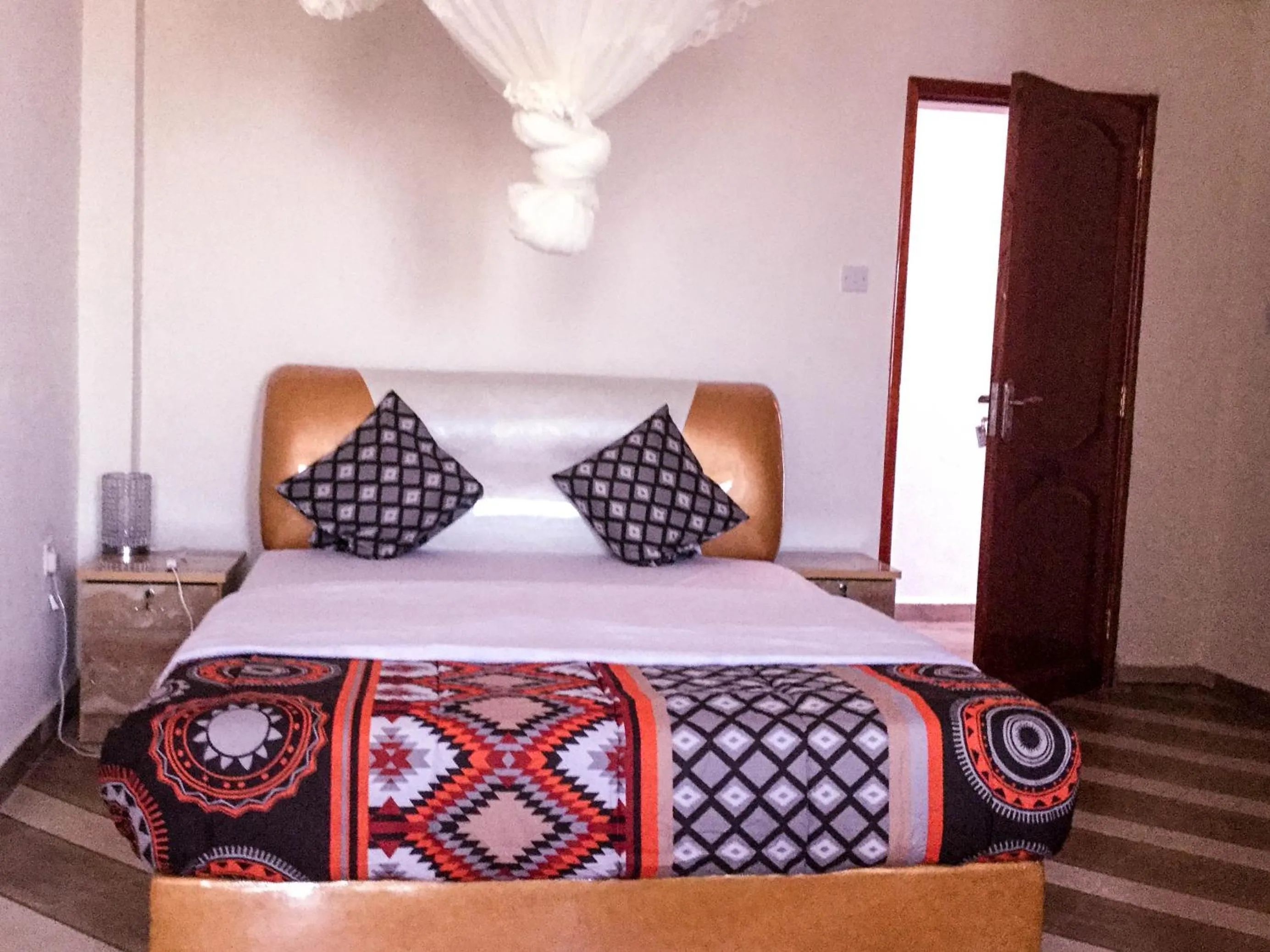 Bed in Mbale Travellers Inn