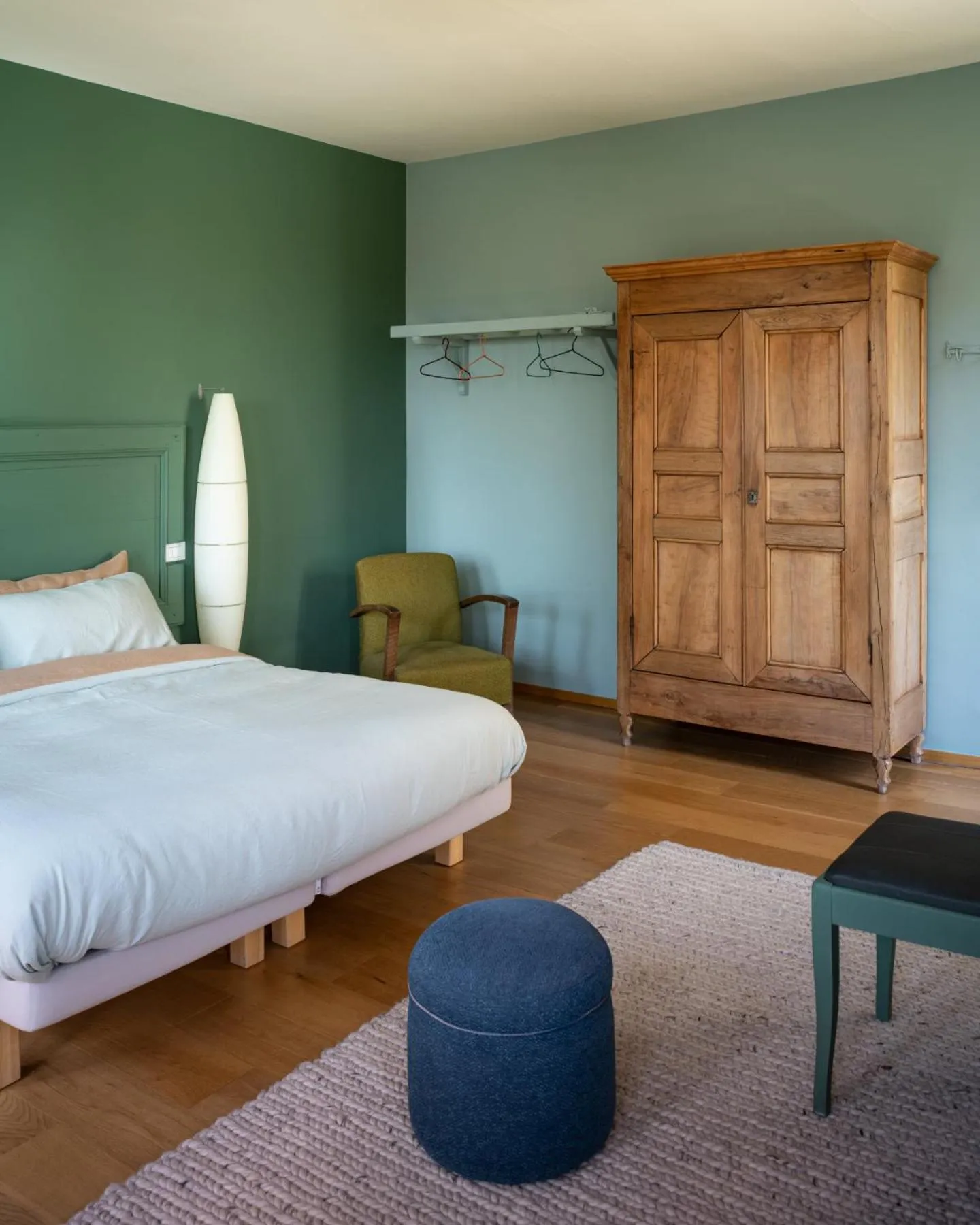 View (from property/room) in Le 33