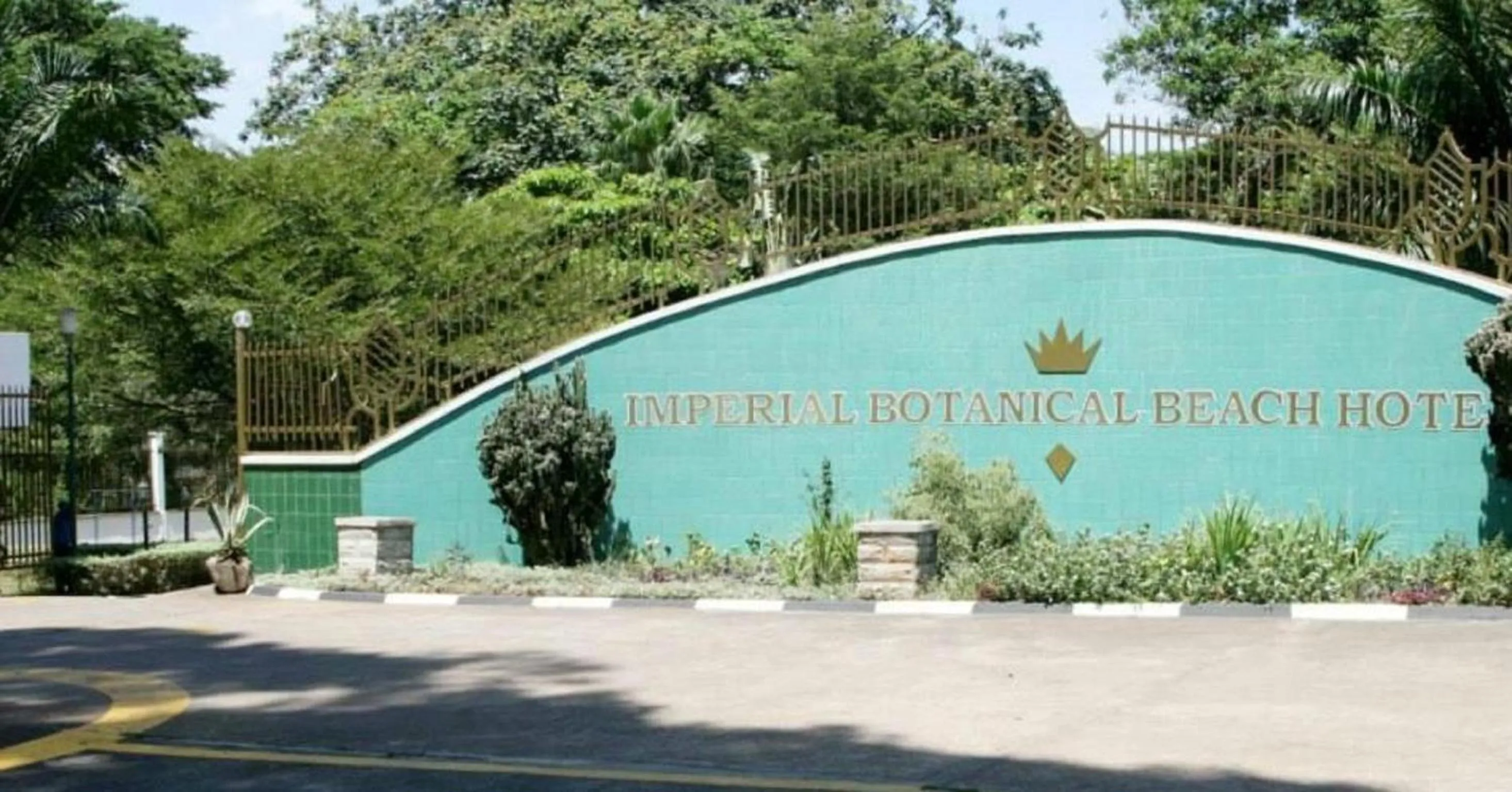 Imperial Botanical Beach Hotel