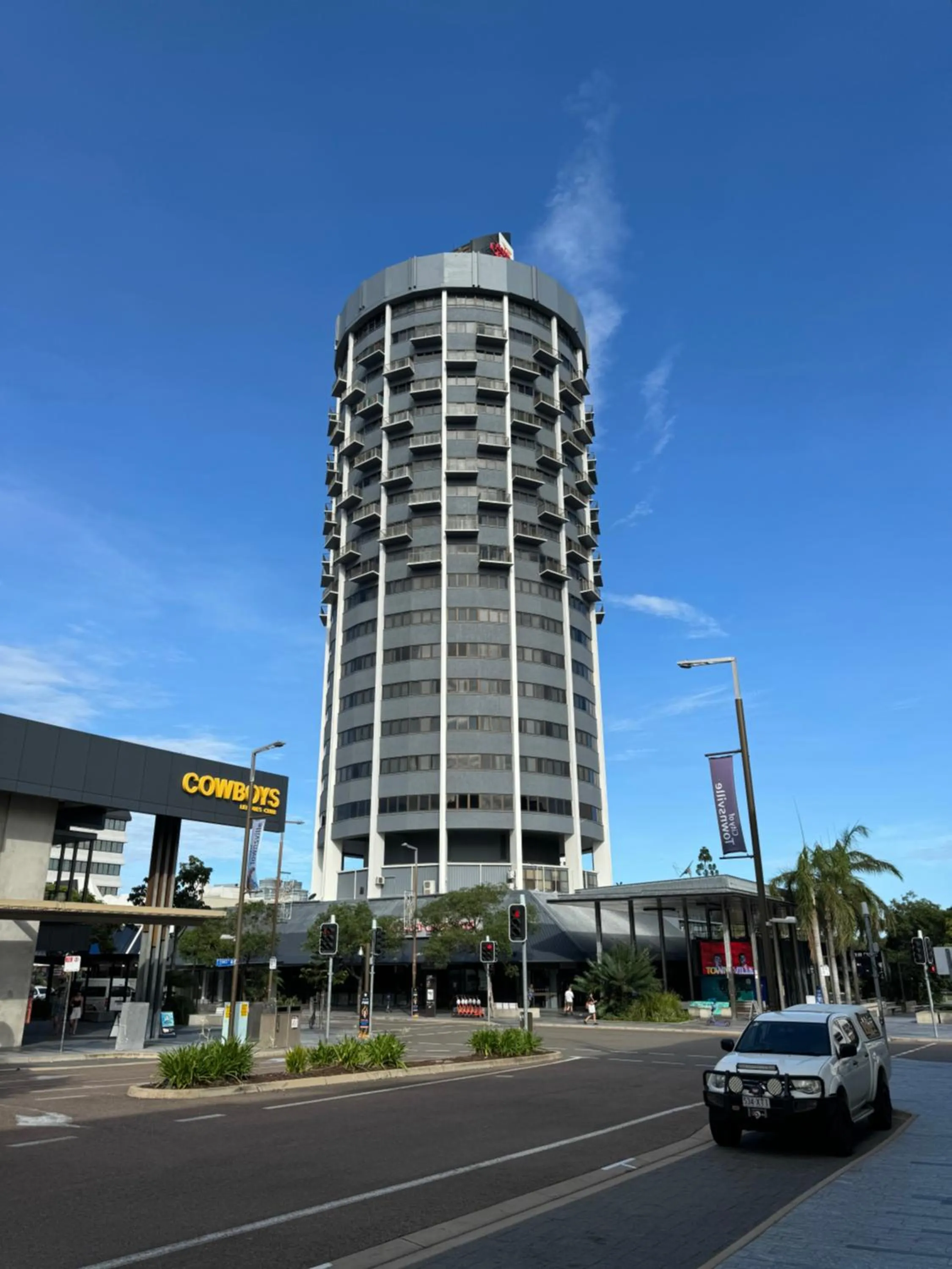 Property building in Hotel Grand Chancellor Townsville