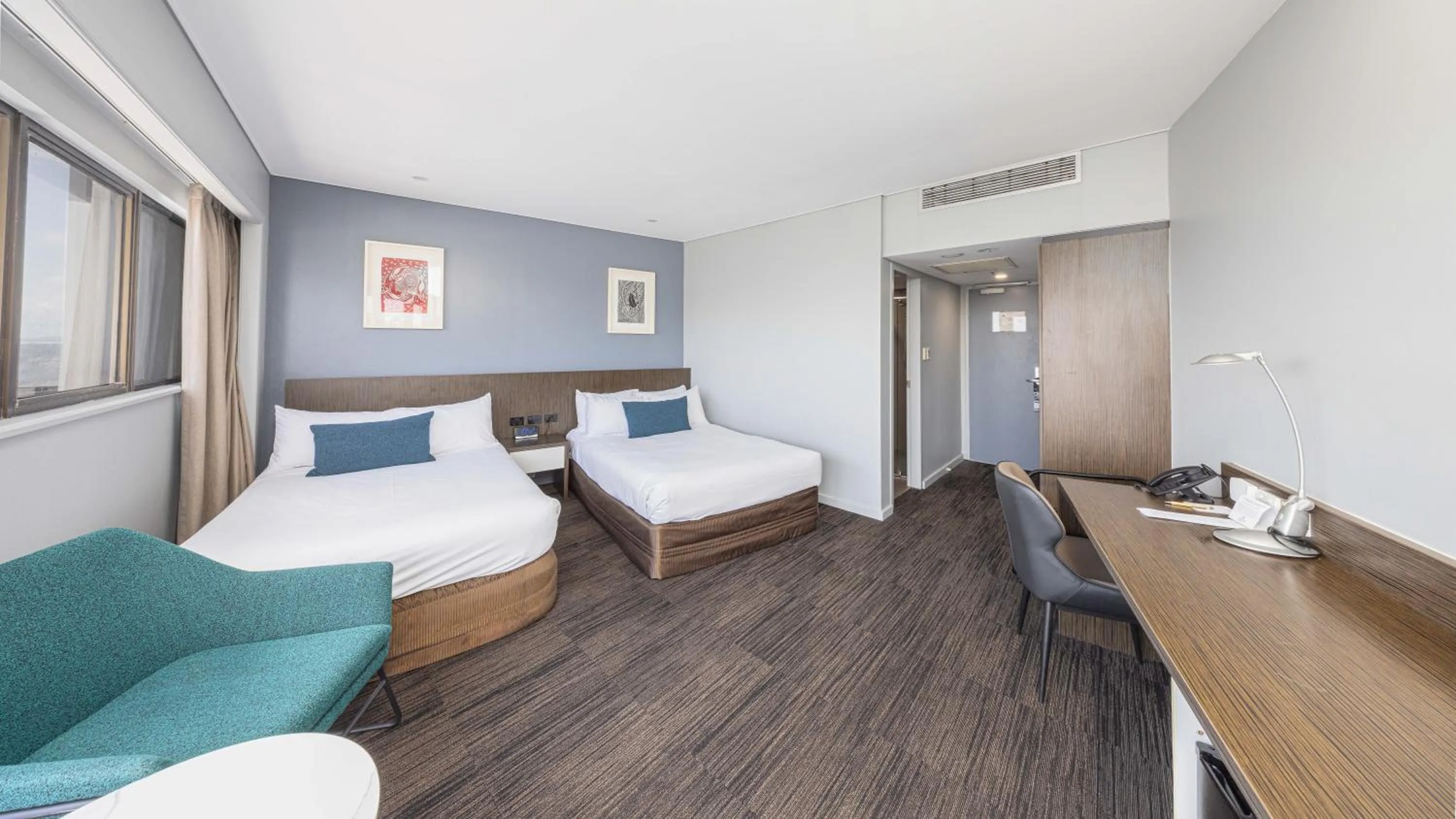 Bed in Hotel Grand Chancellor Townsville