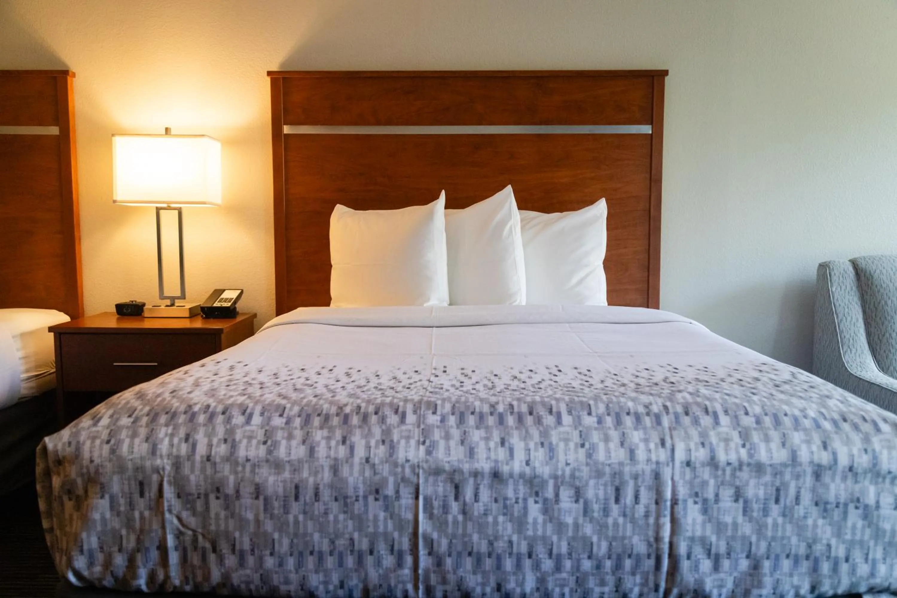 Bed in Twin Mountain Inn & Suites