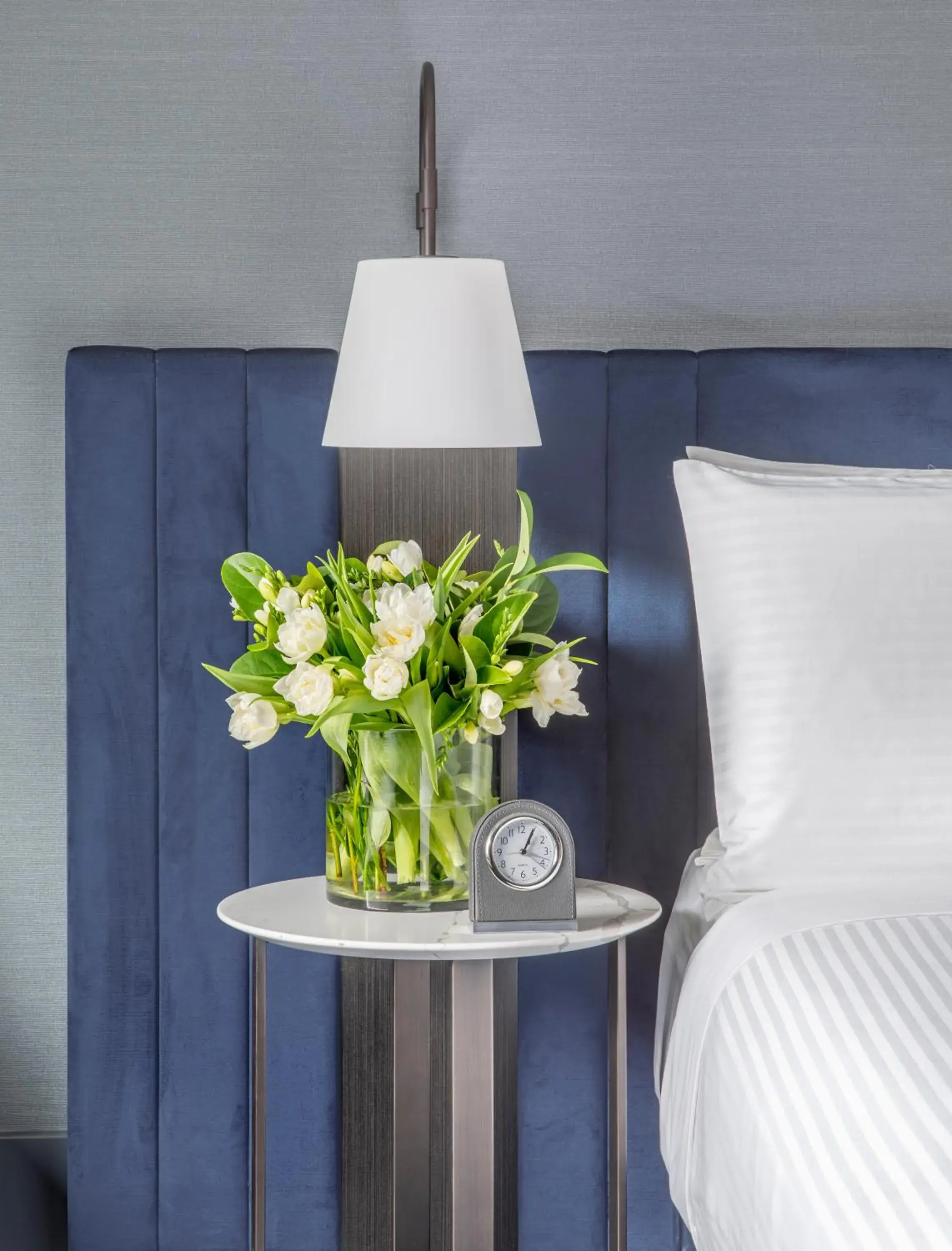 Classic Queen Room with Two Queen Beds and City View in InterContinental Sydney by IHG Classic Queen Room with Two Queen Beds and City View in InterContinental Sydney by IHG