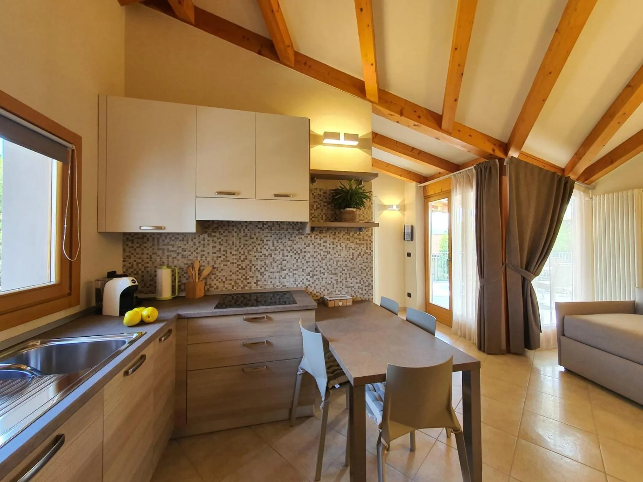 Kitchen or kitchenette in Sirmione Rosselli Apartments