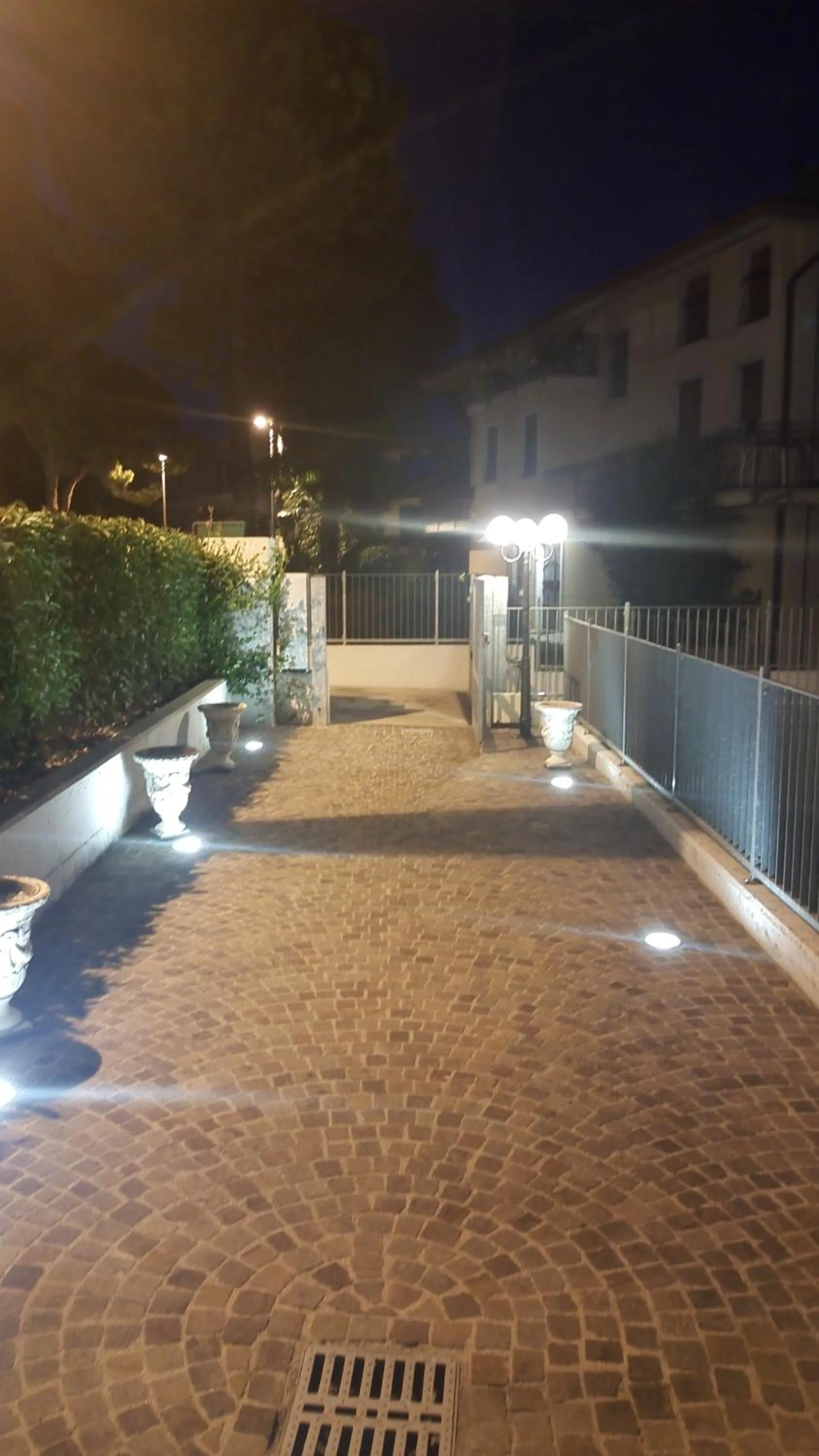 Facade/entrance in Sirmione Rosselli Apartments