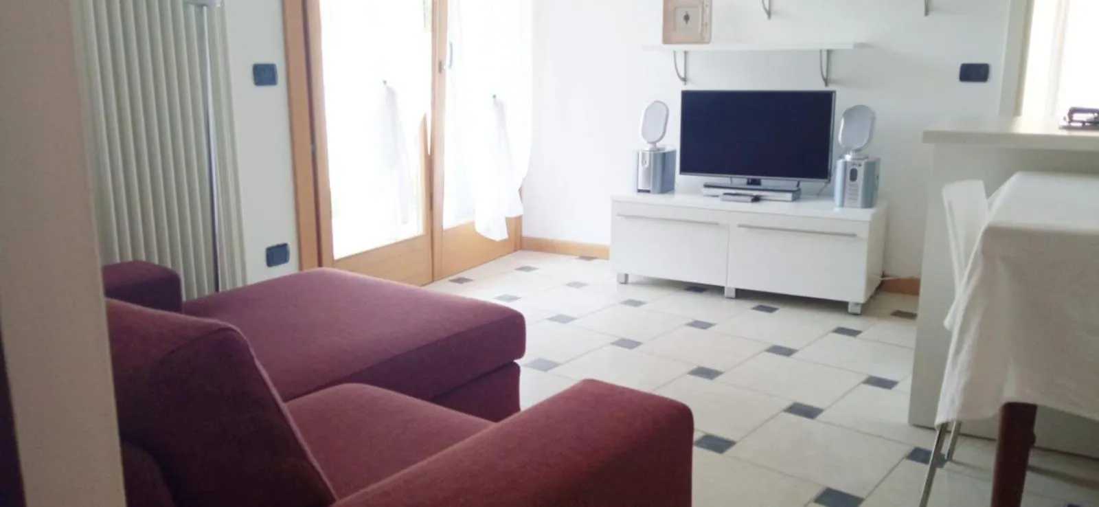 Living room in Sirmione Rosselli Apartments