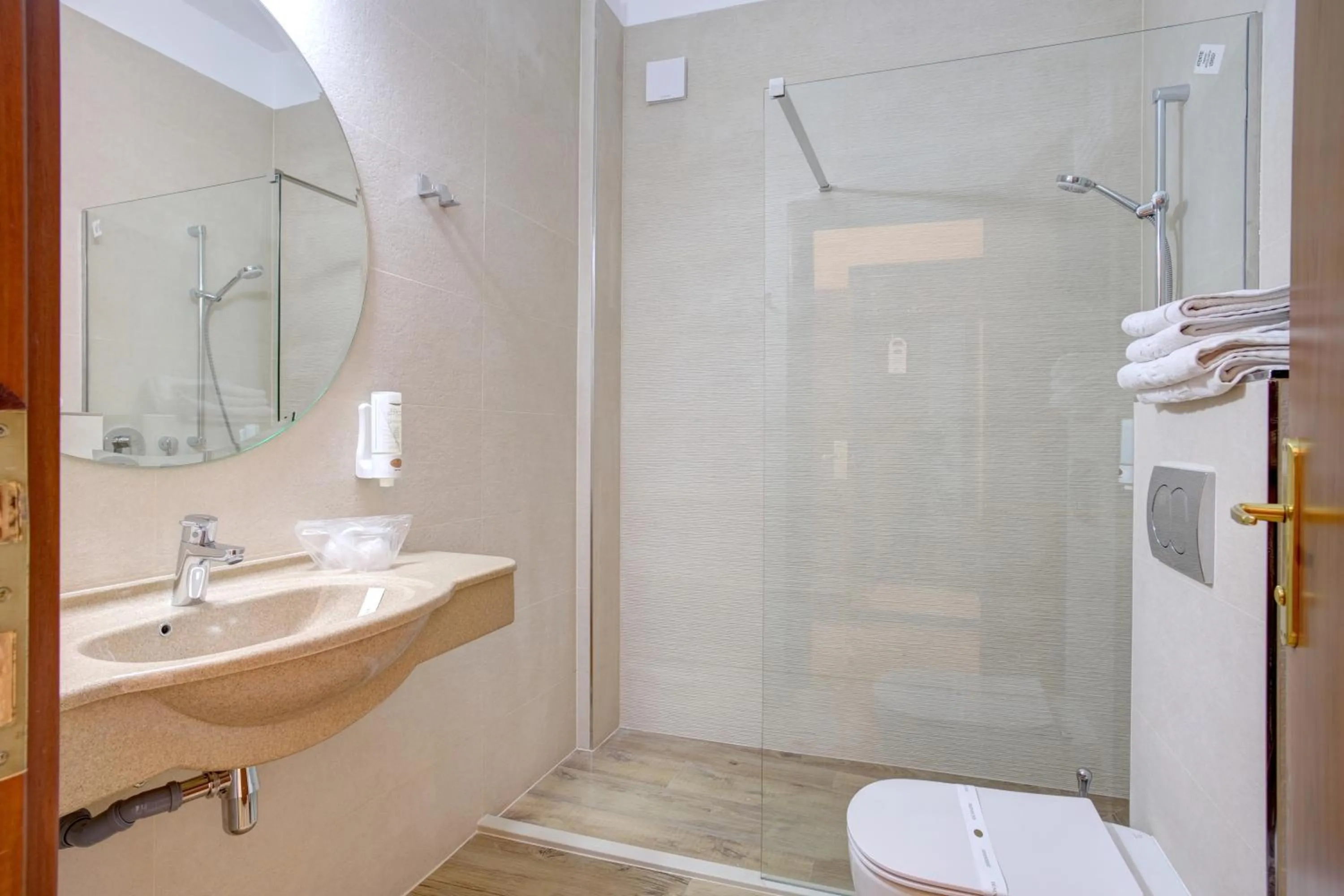 Bathroom in Hotel Central