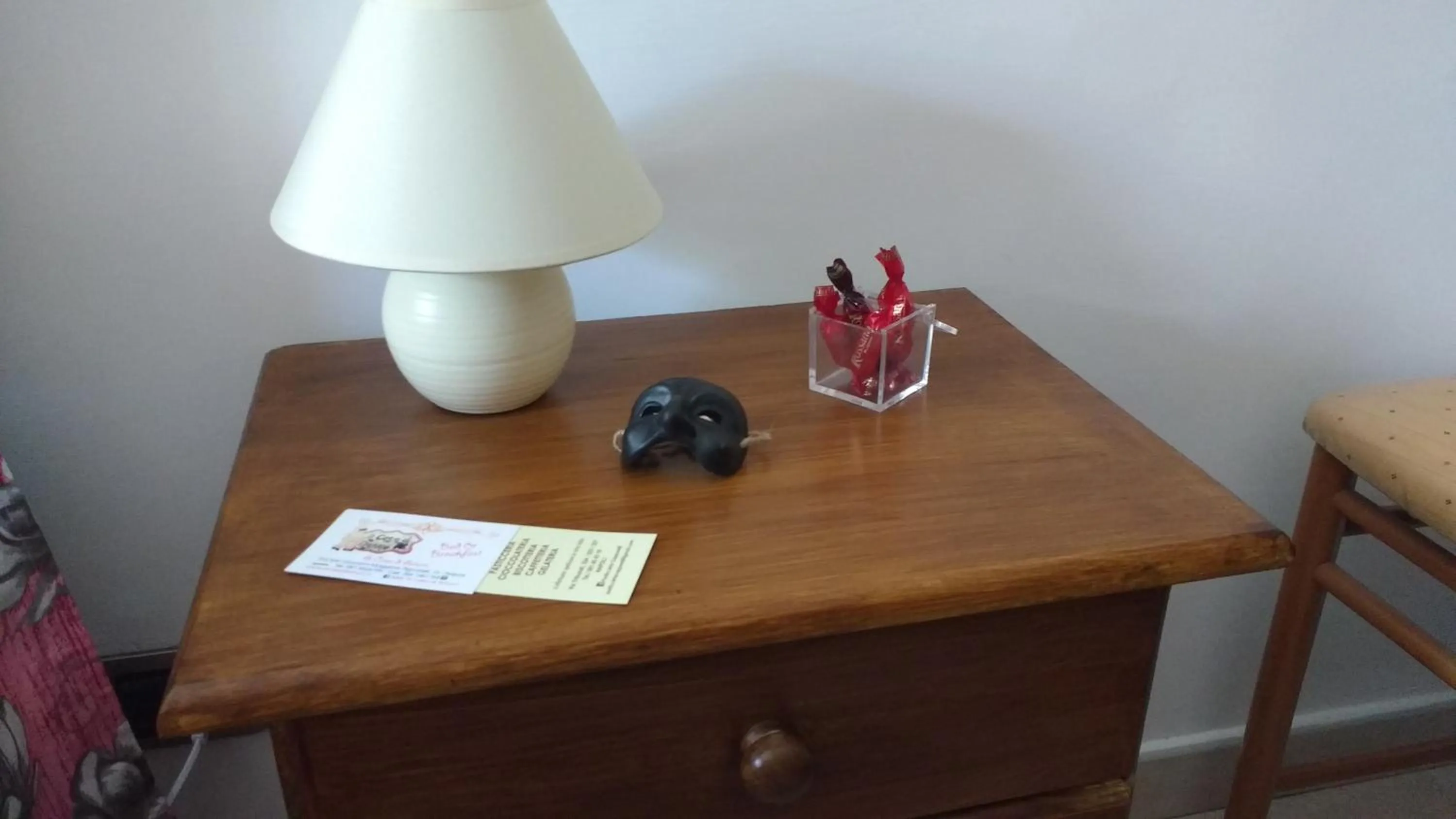 Decorative detail in A Casa di Arturo