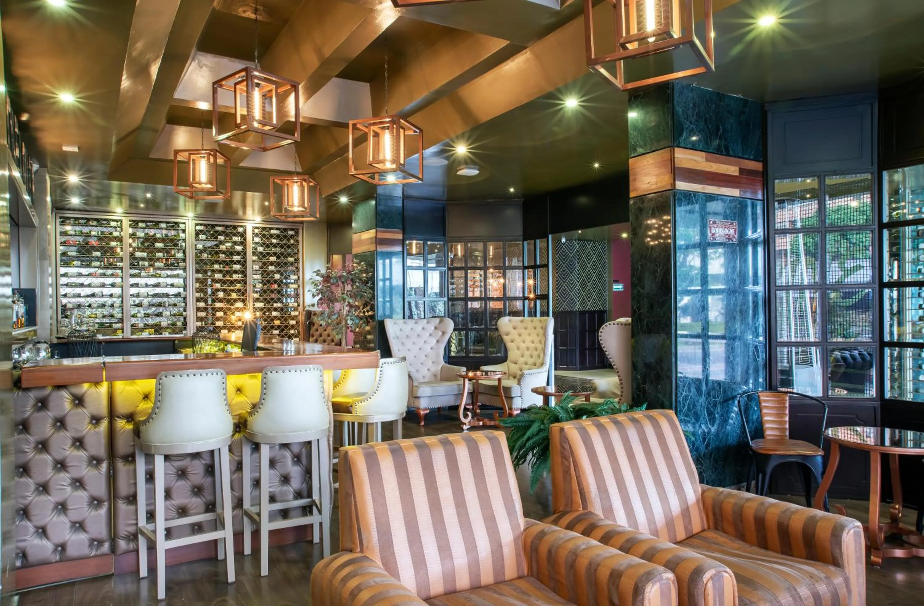 Restaurant/places to eat in Hotel Black Usaquen