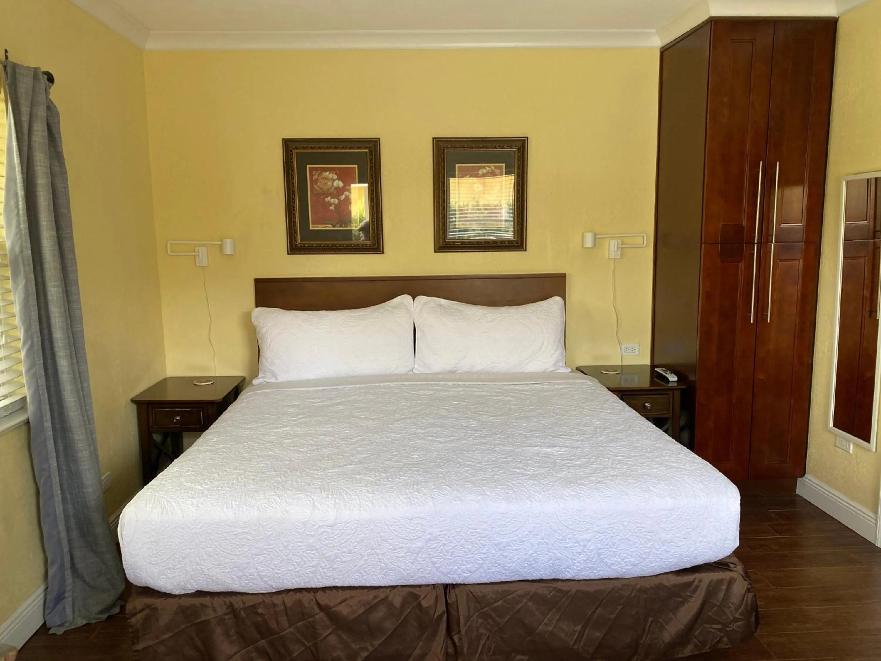 Bed in Atlantic Shores Vacation Villas