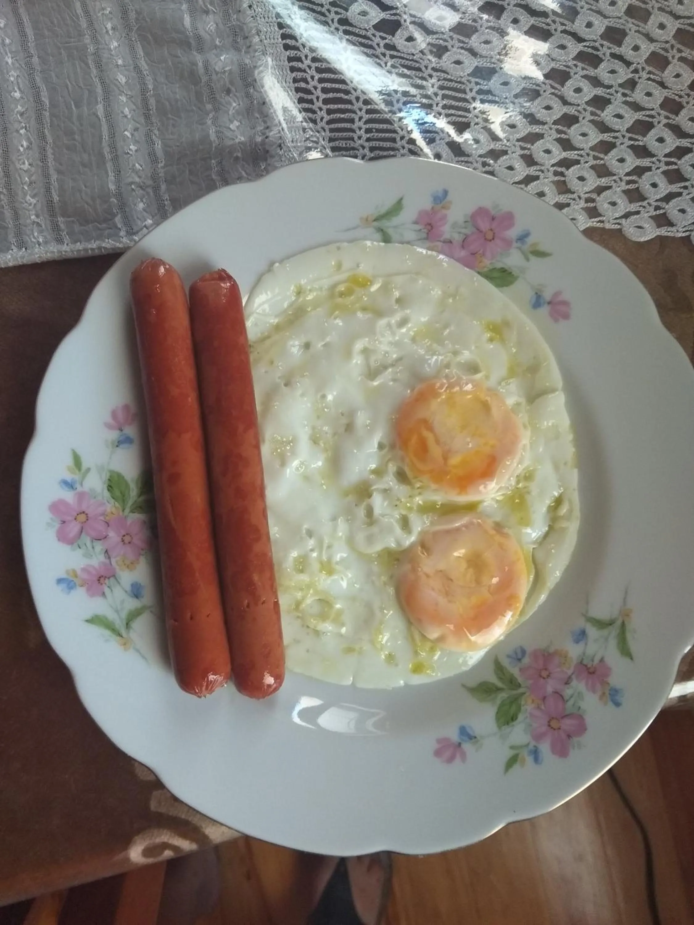 Breakfast in Popi Studios