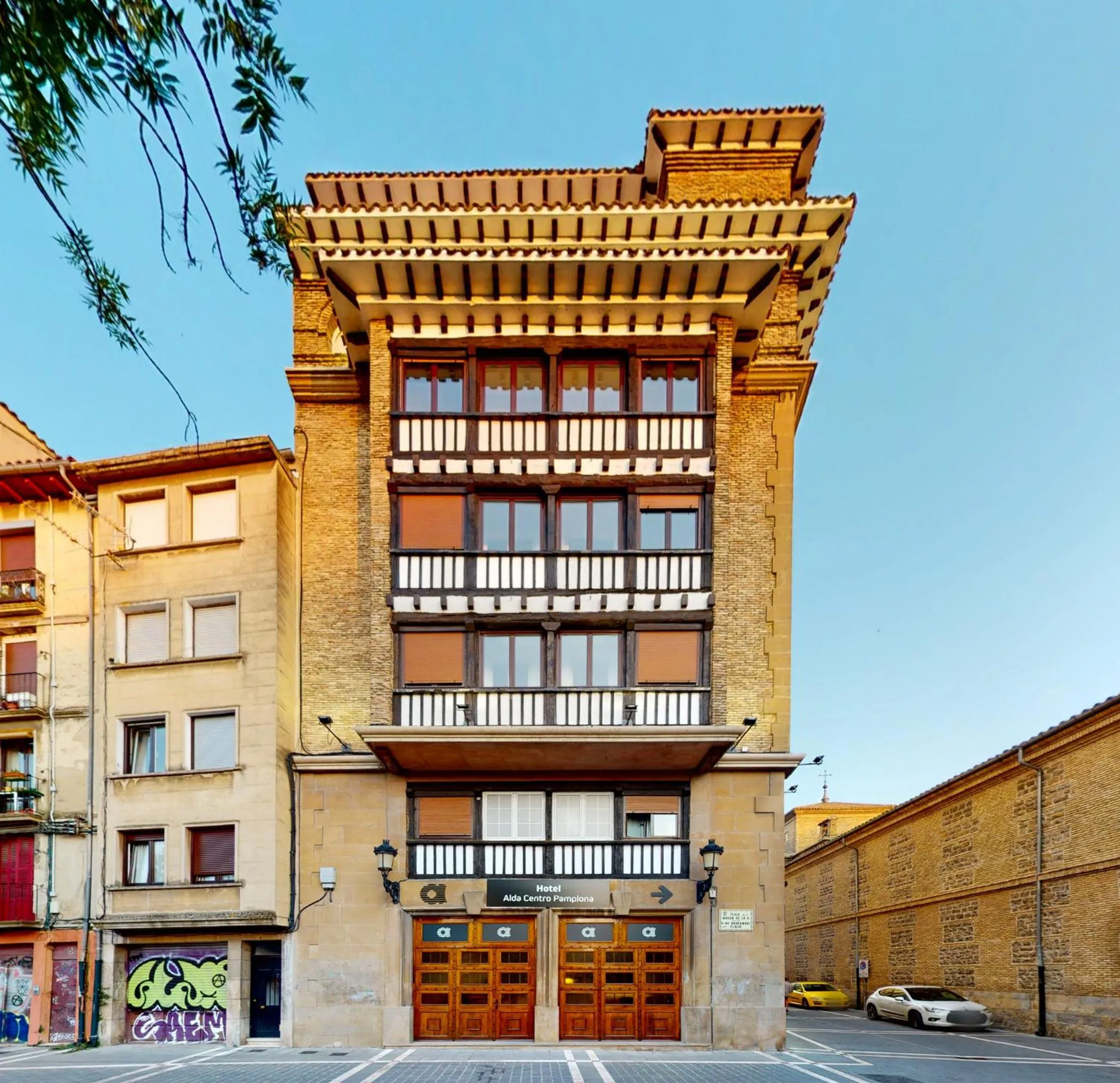Property building in Alda Centro Pamplona