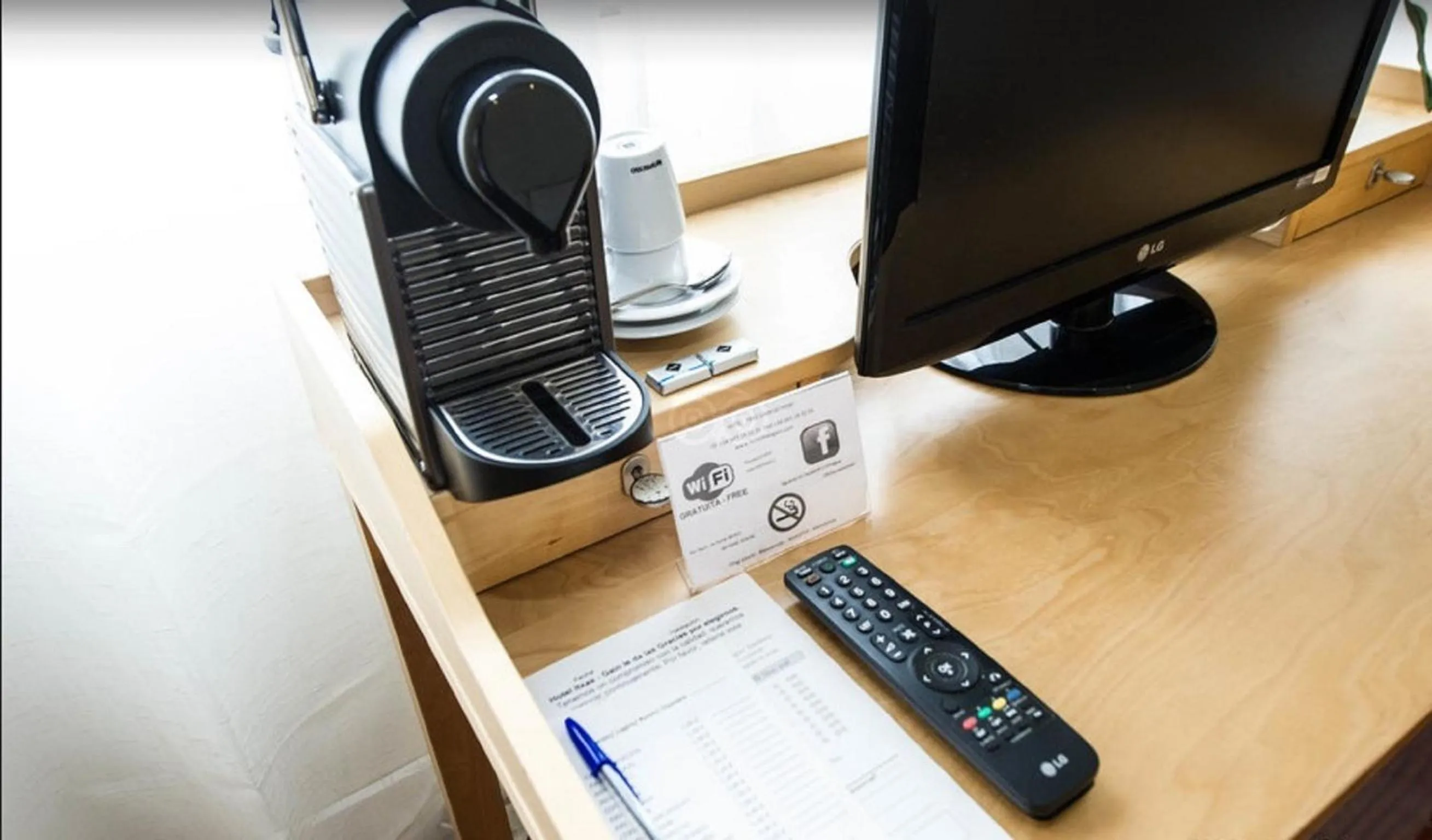 Coffee/tea facilities in Hotel Itxas Gain Getaria