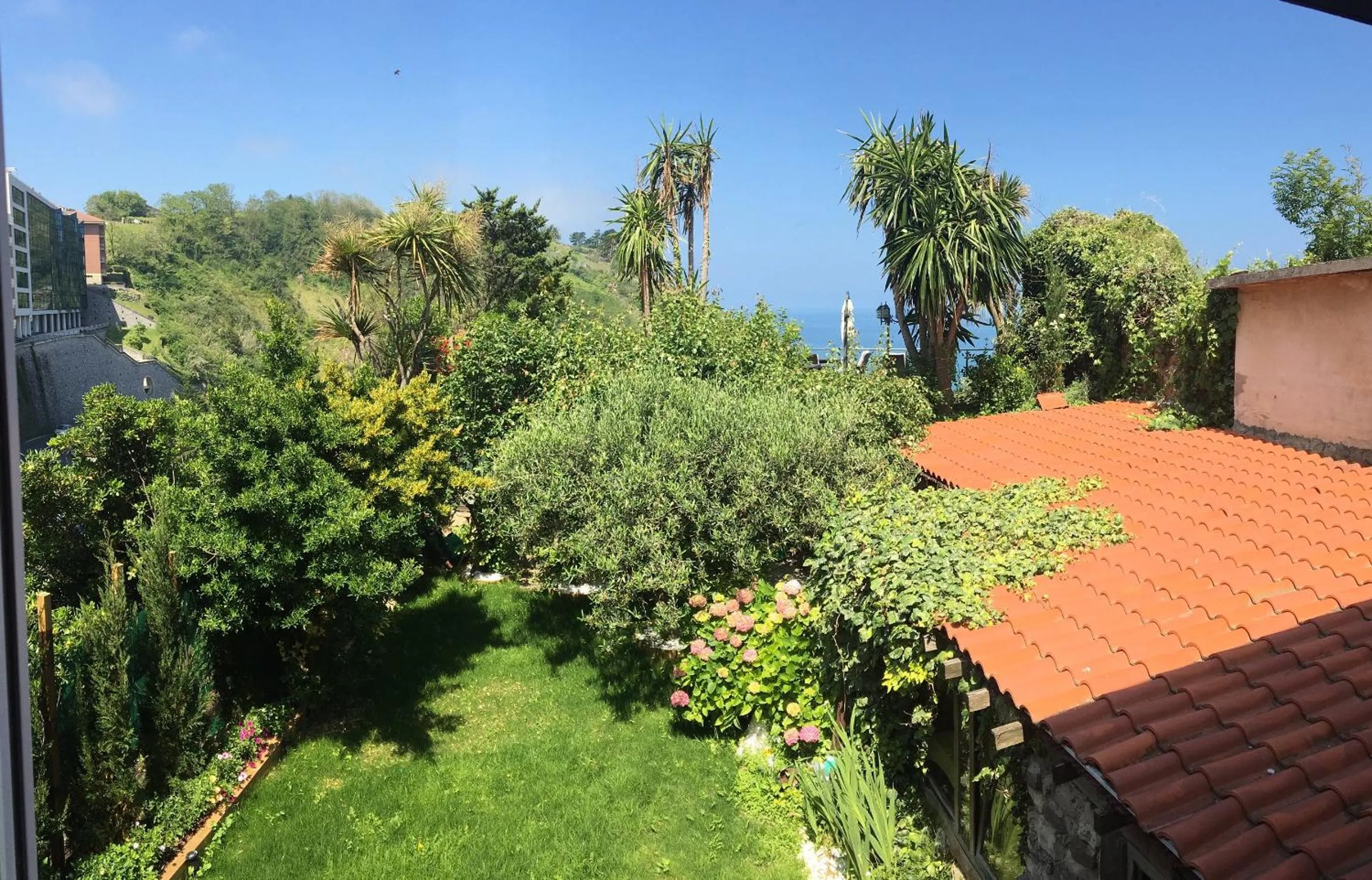 Garden view in Hotel Itxas Gain Getaria