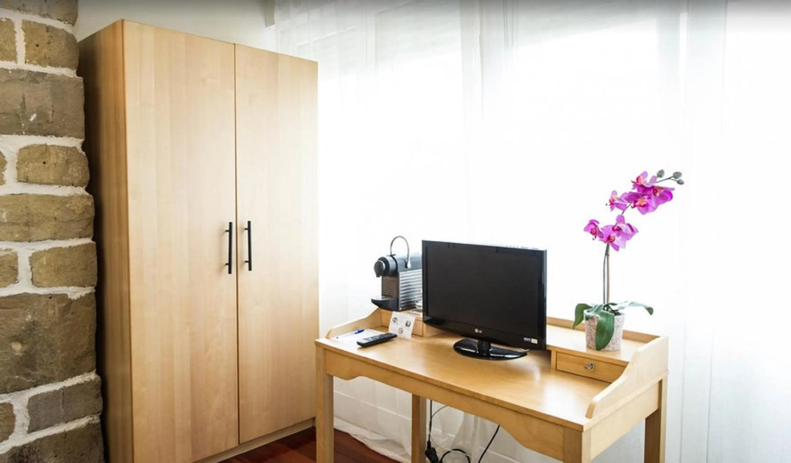 Bedroom in Hotel Itxas Gain Getaria