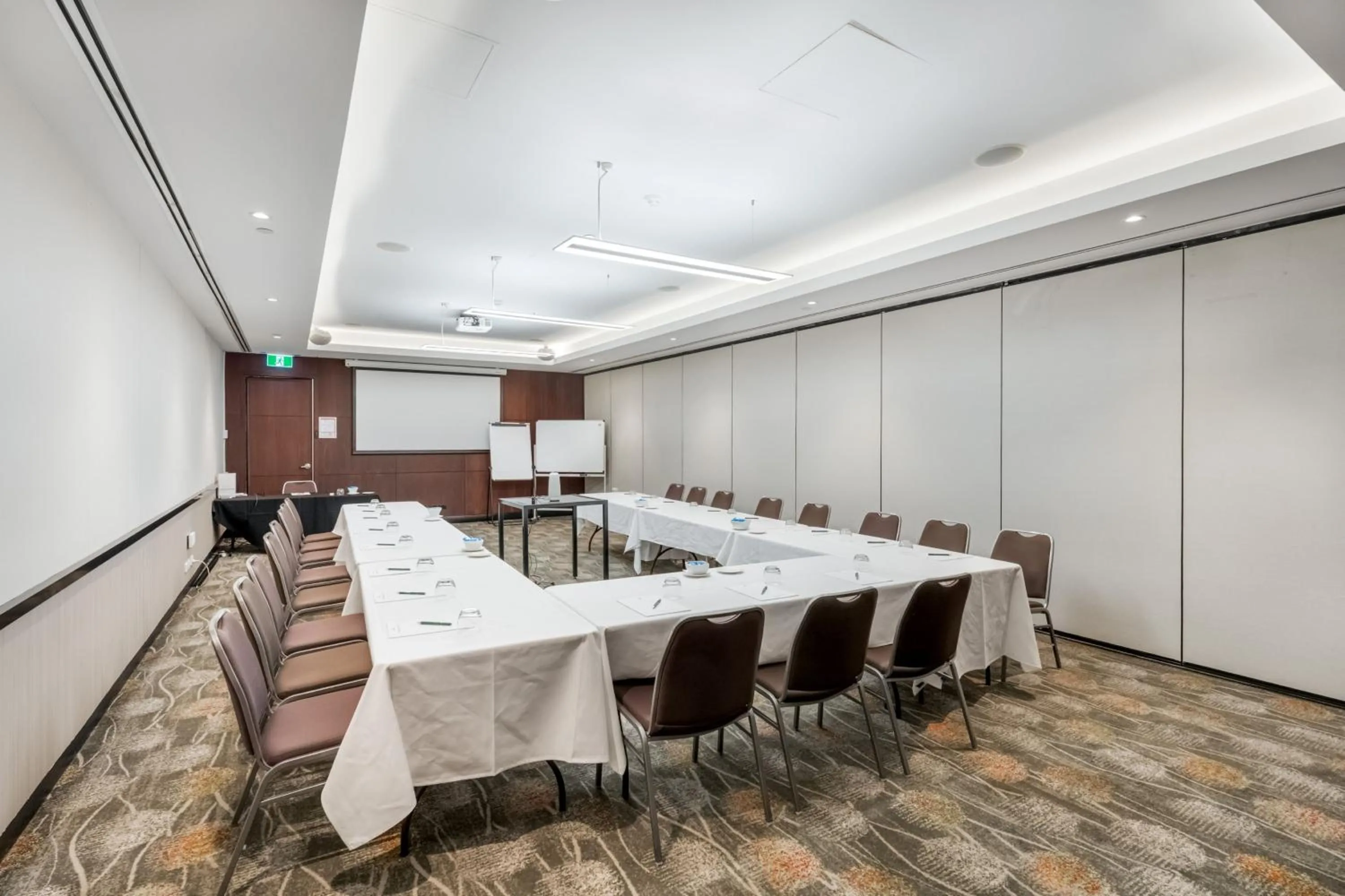 Meeting/conference room in Holiday Inn Perth City Centre by IHG