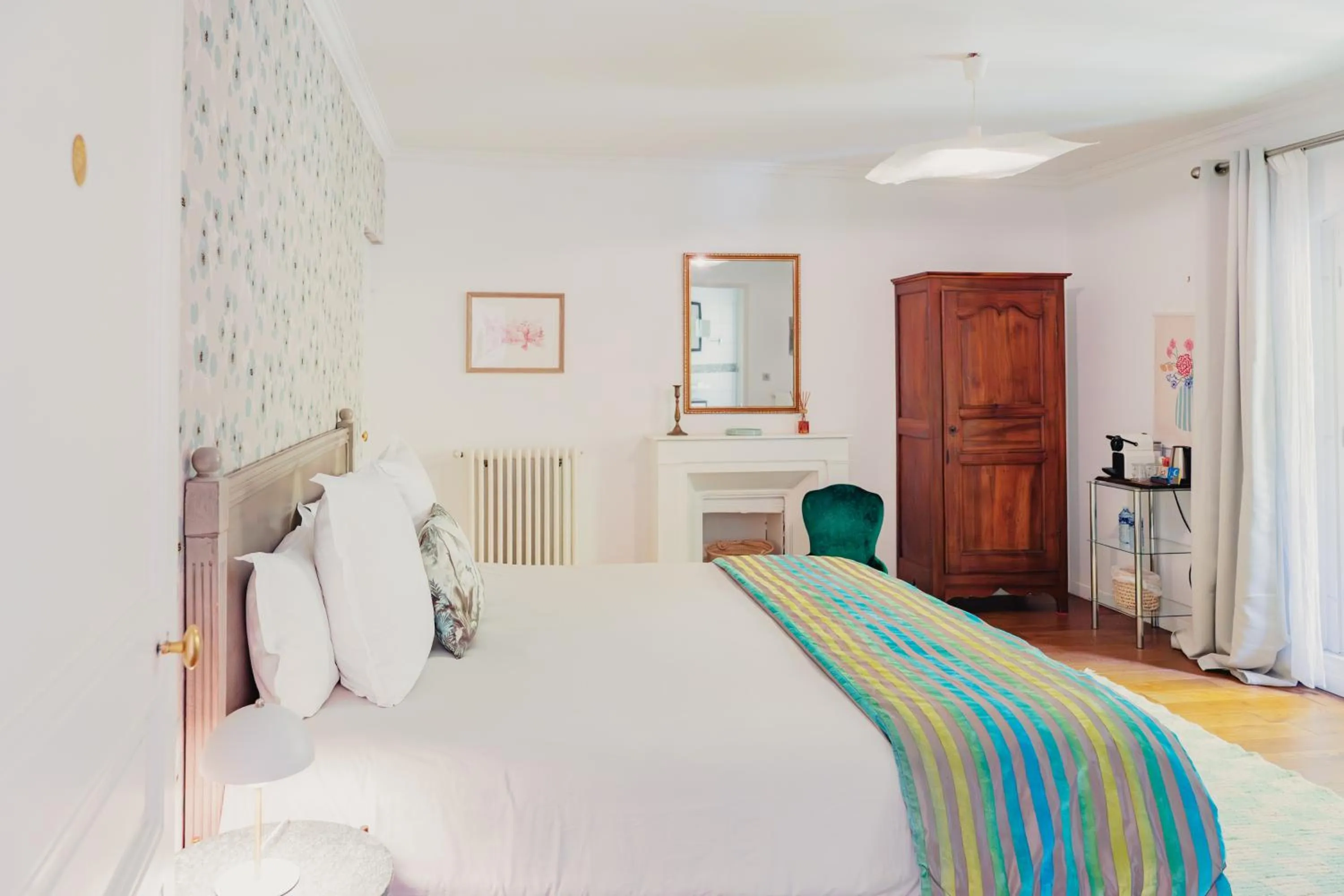 Bed in Maison Douce Arles