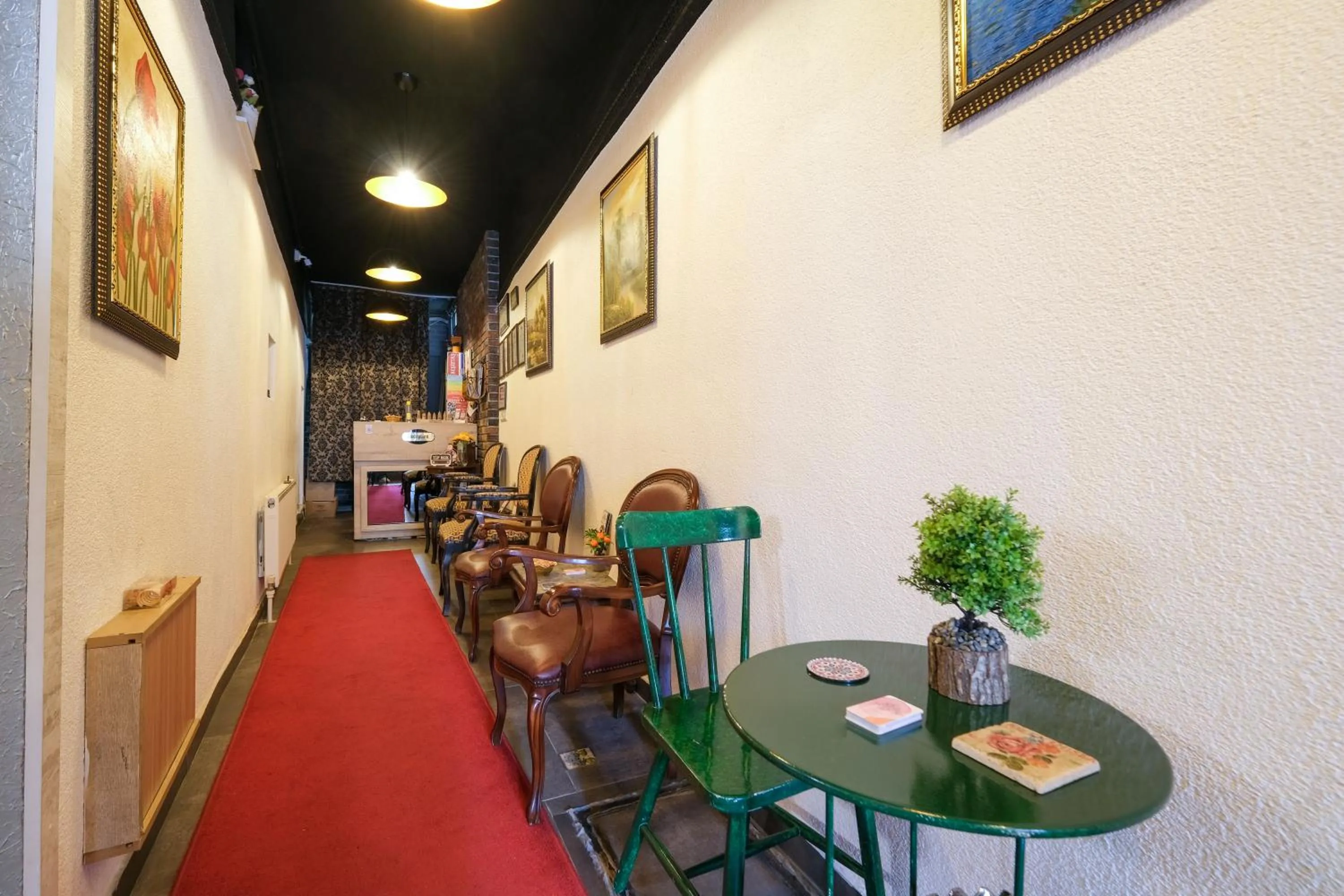 Coffee/tea facilities in Loren Hotel&Suites