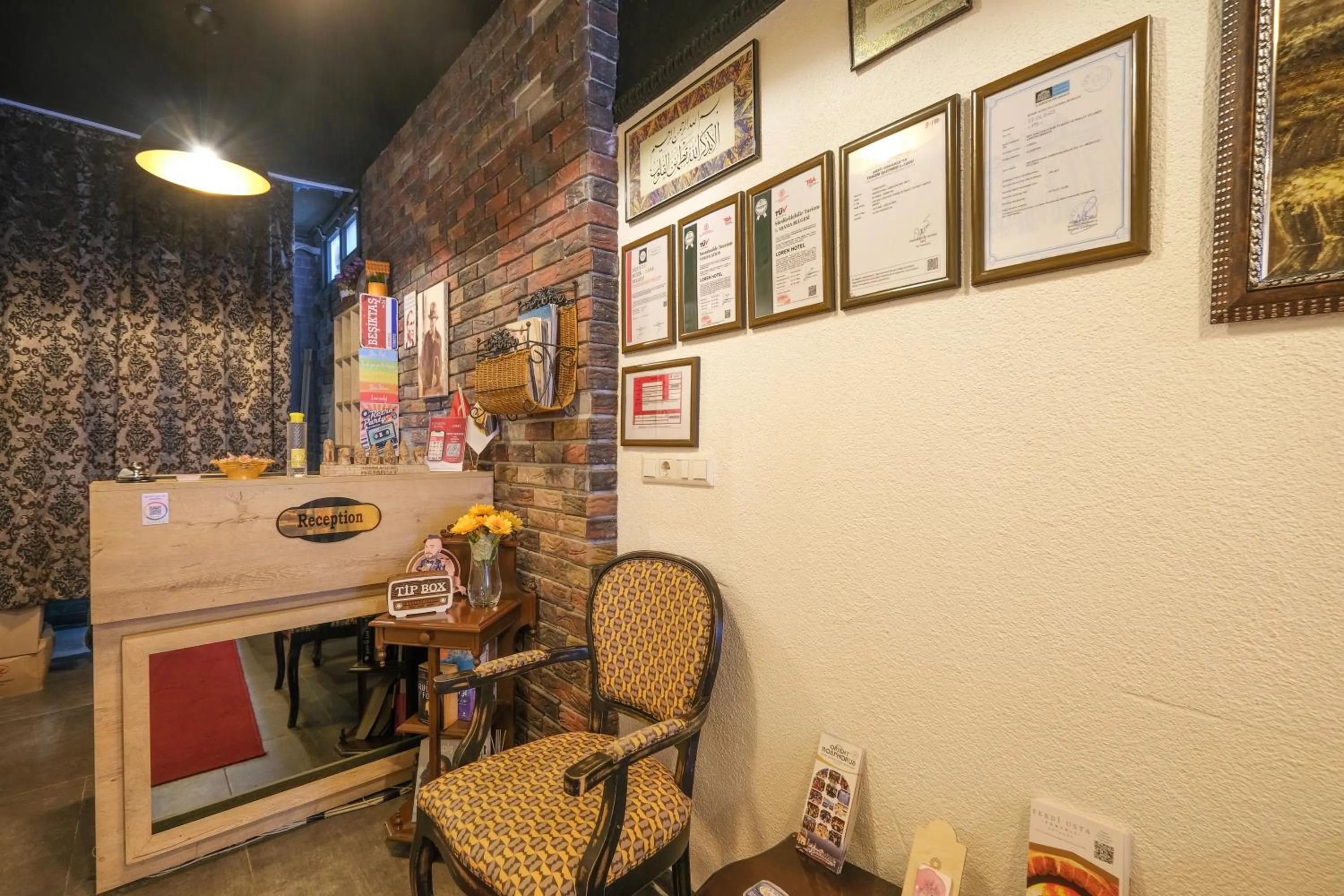 Coffee/tea facilities in Loren Hotel&Suites