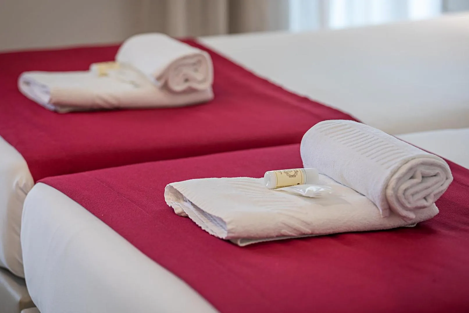 Decorative detail, Bed in Hotel Canada