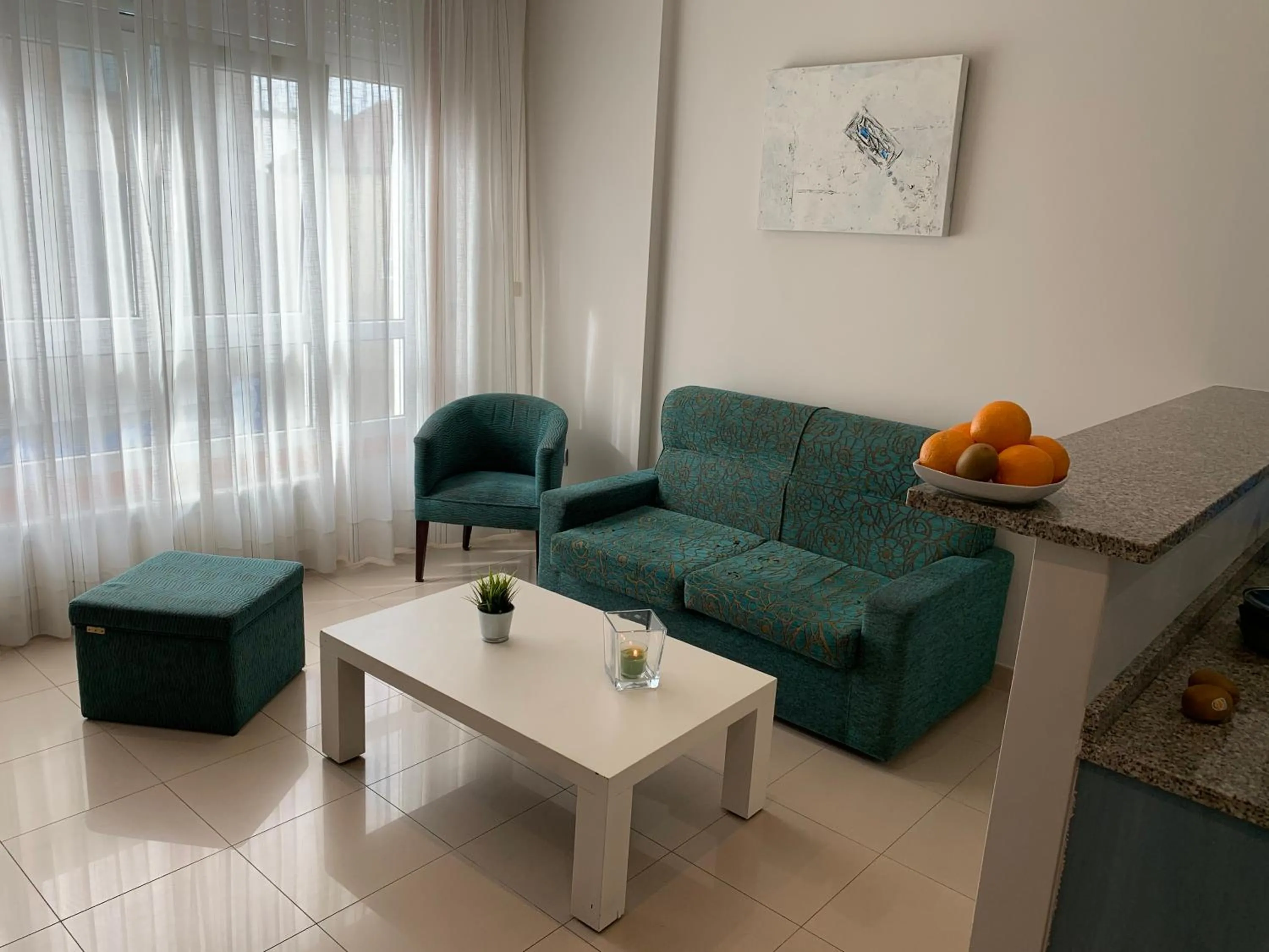 Living room in Apartamentos Arosa