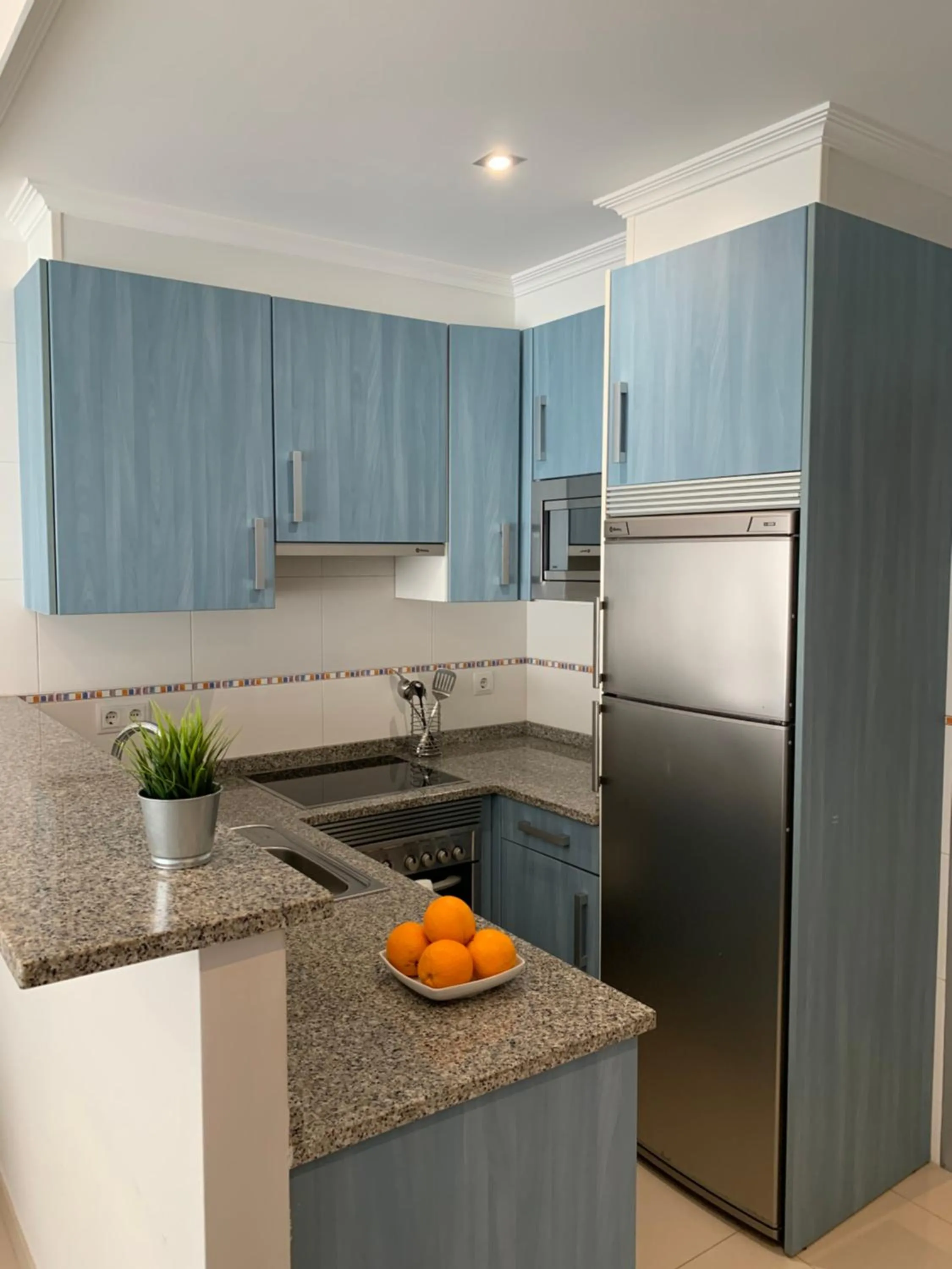 Dining area in Apartamentos Arosa
