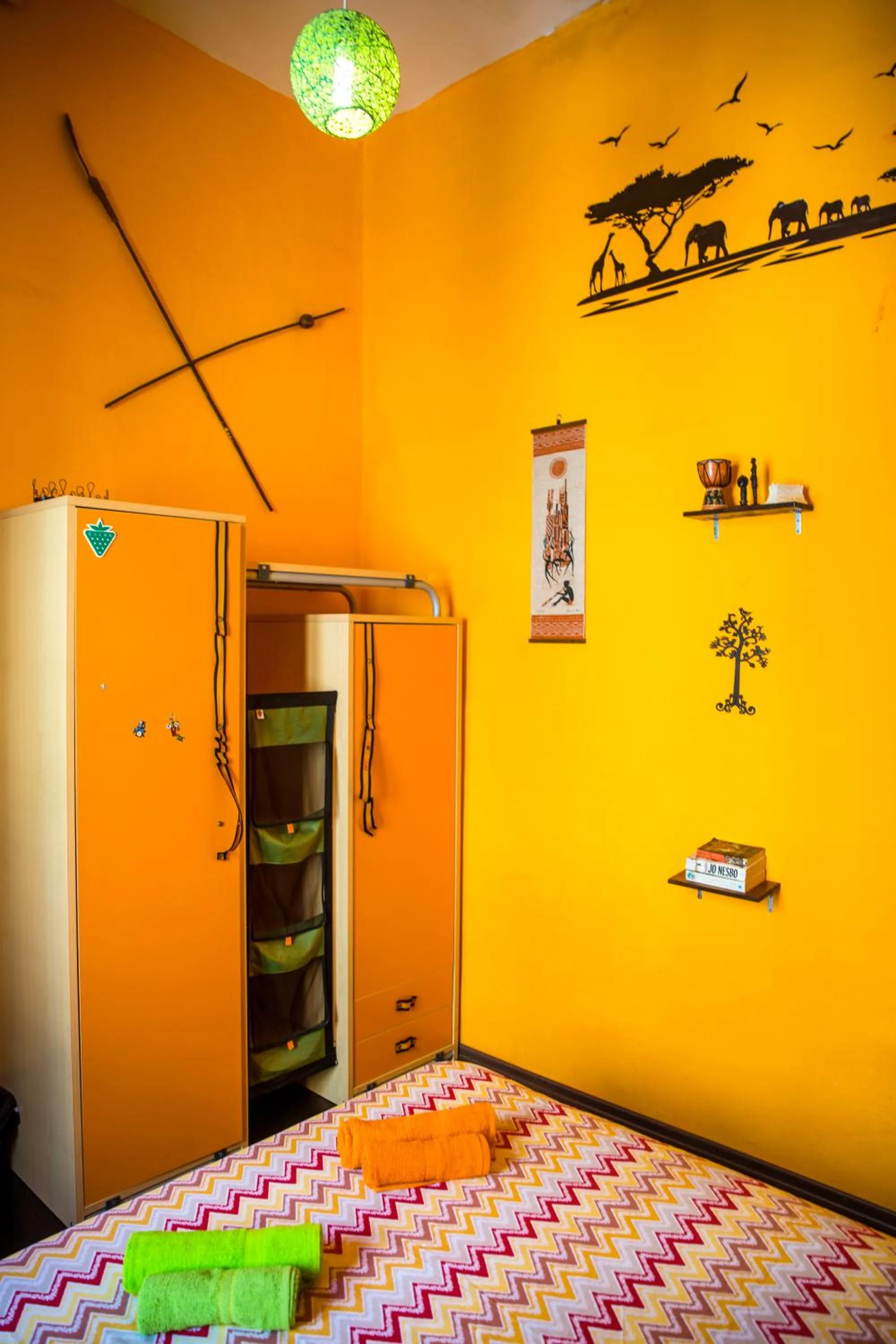 Bedroom, Bed in Five Trees