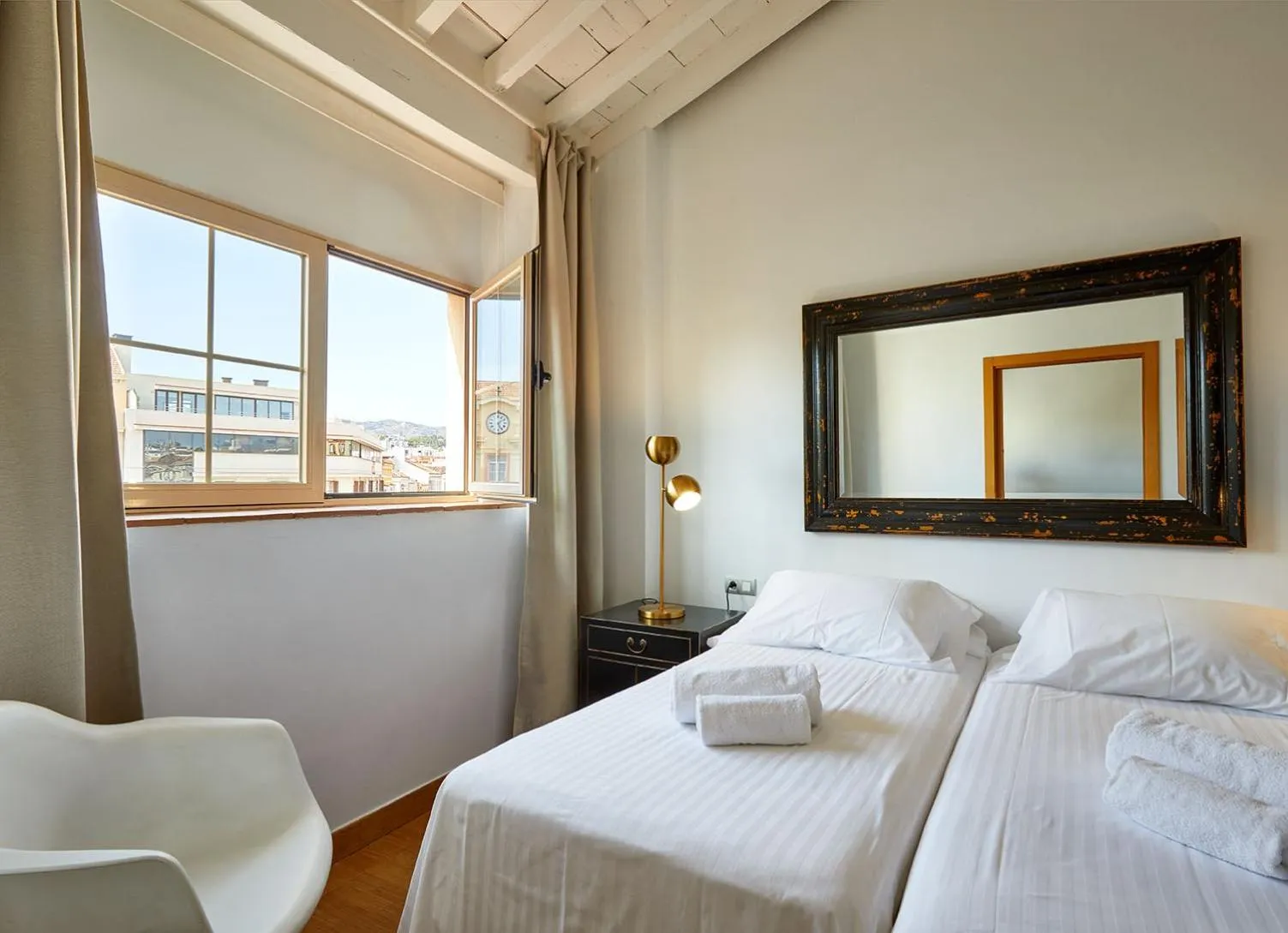 Bedroom, Bed in Lodgingmalaga Plaza Constitucion