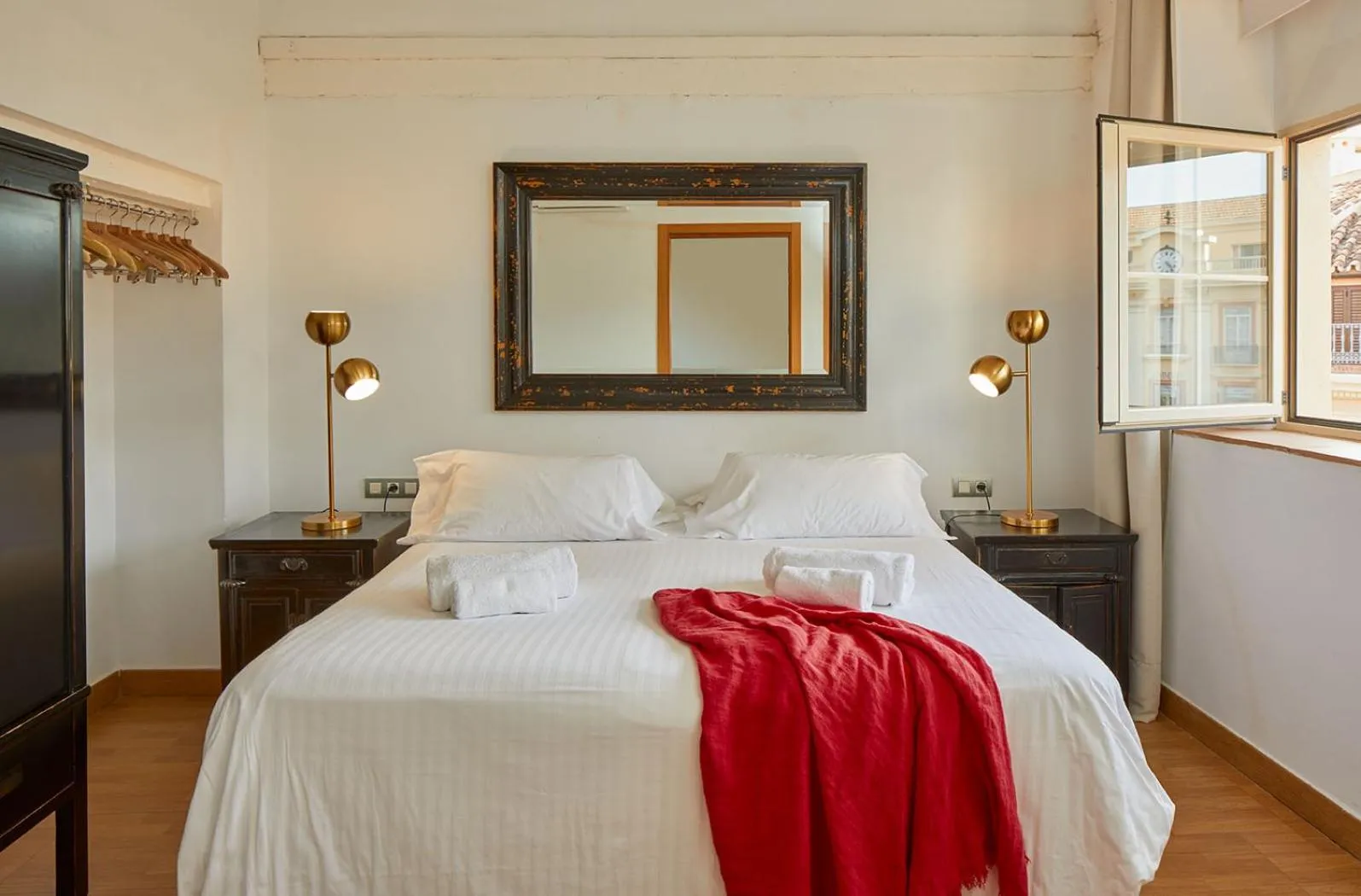 Bedroom, Bed in Lodgingmalaga Plaza Constitucion