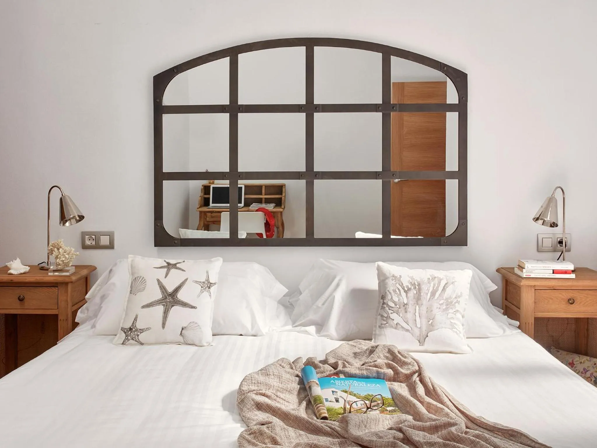 Bedroom, Bed in Lodgingmalaga Plaza Constitucion