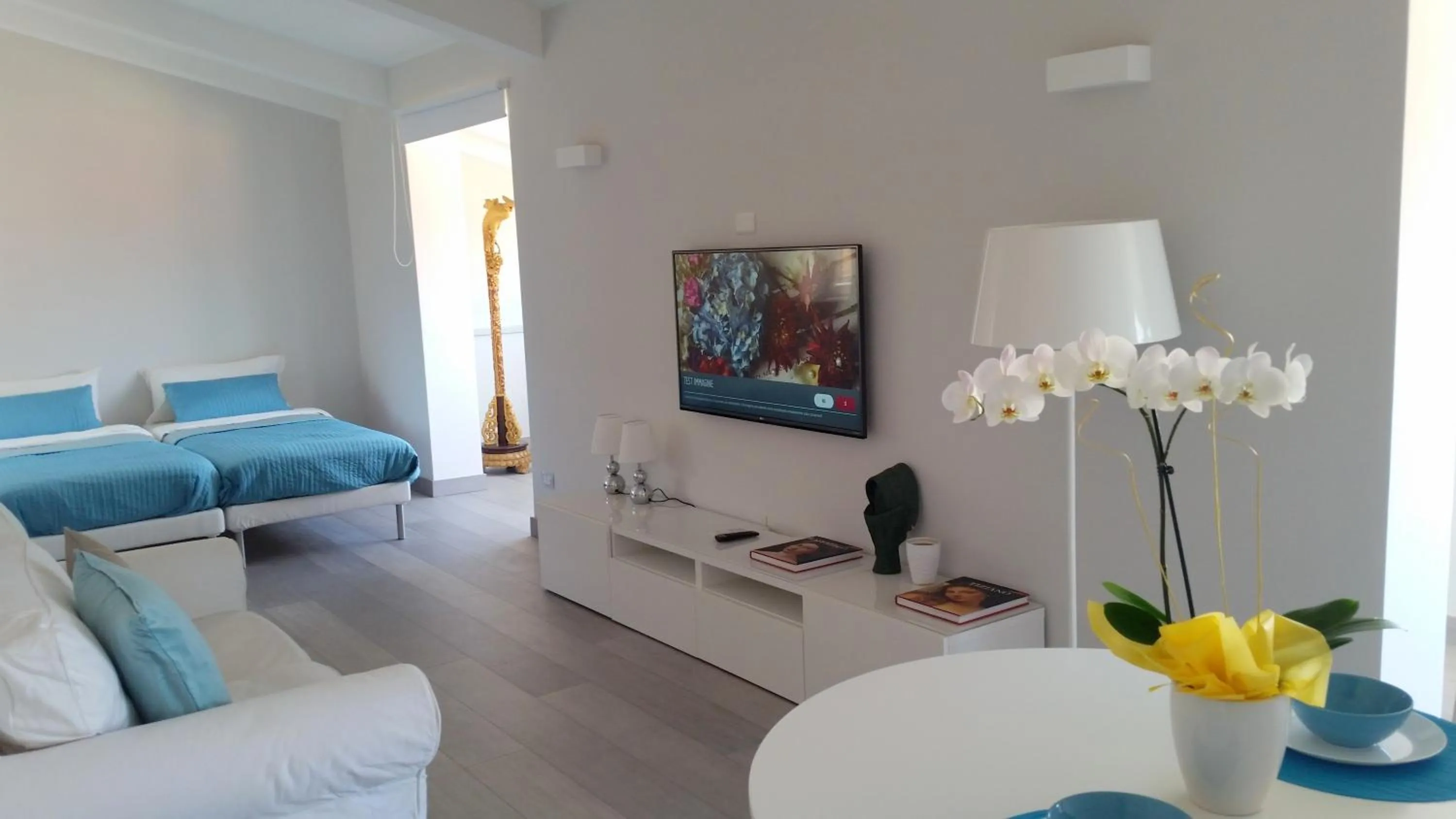 Photo of the whole room in B&B Unique