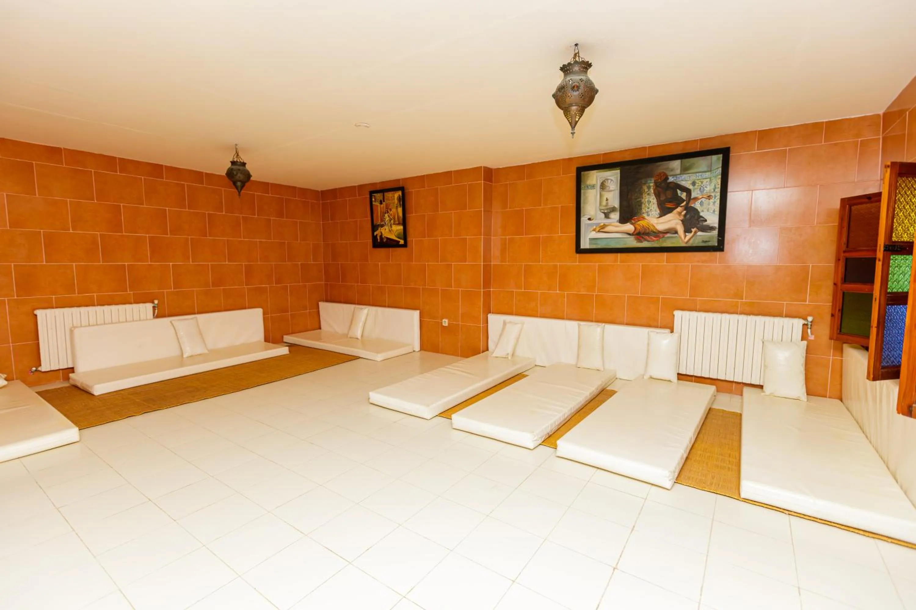 Spa and wellness centre/facilities in Iris Hotel & Thalasso