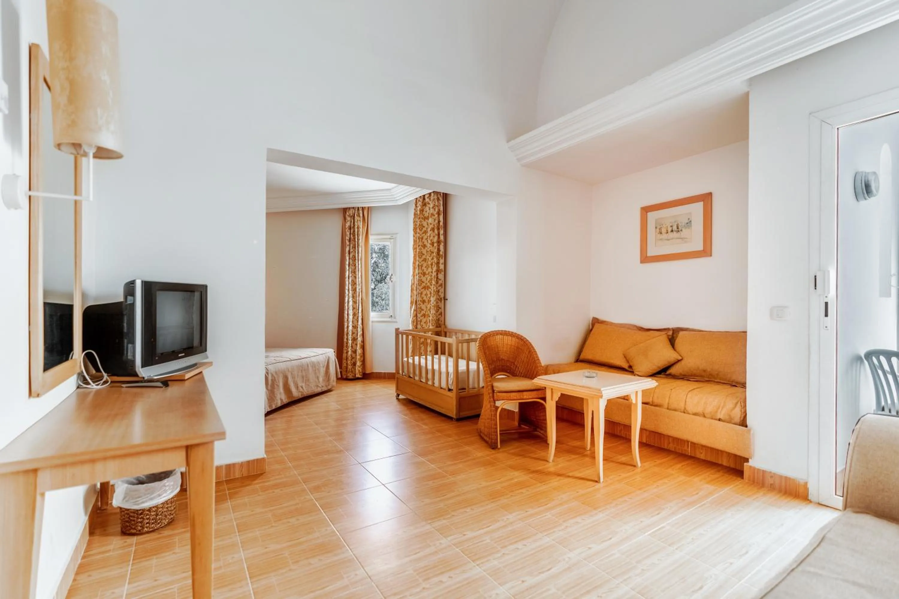 Iris Hotel & Thalasso