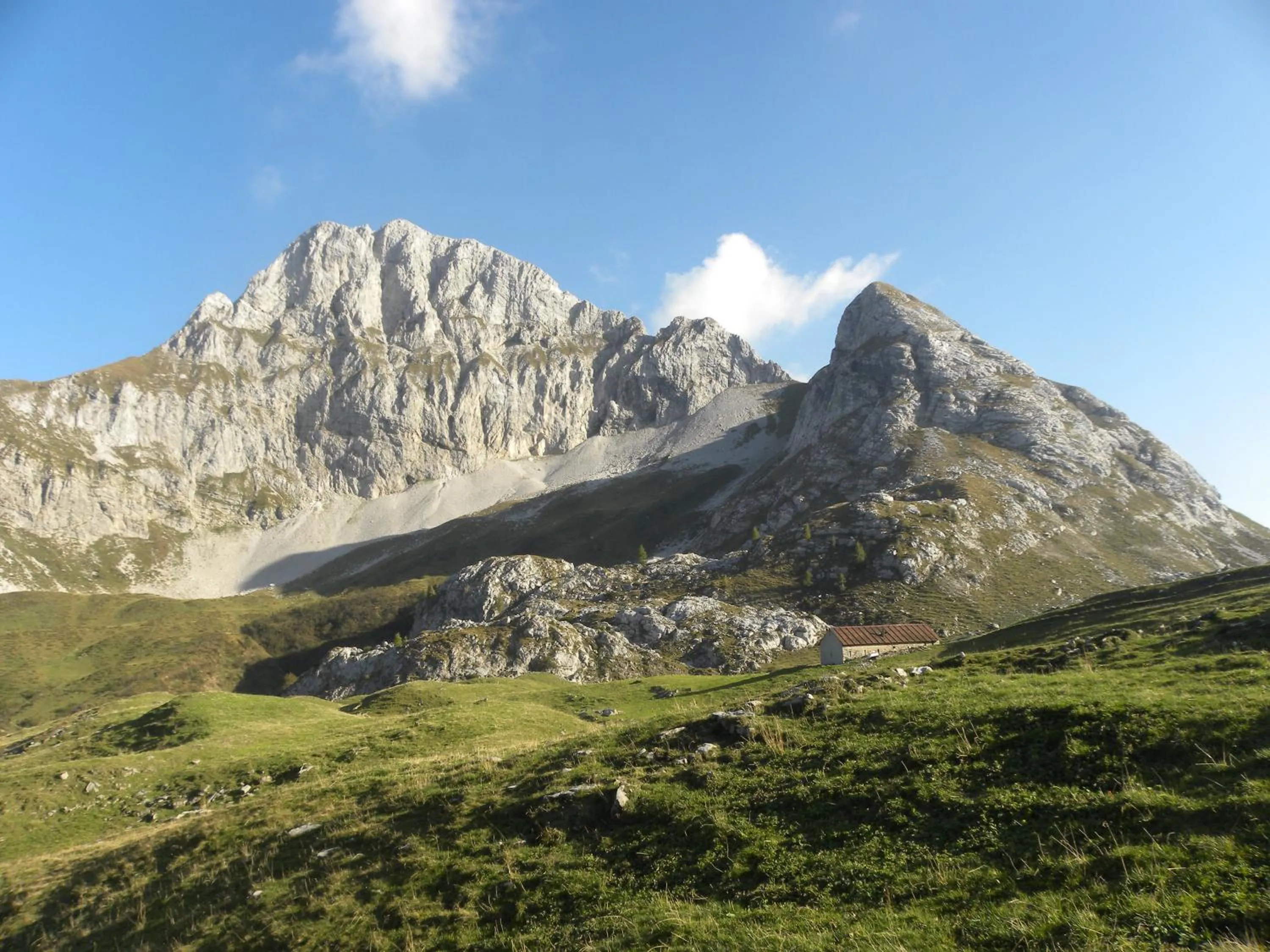 Hiking in B&B Santa Brigida