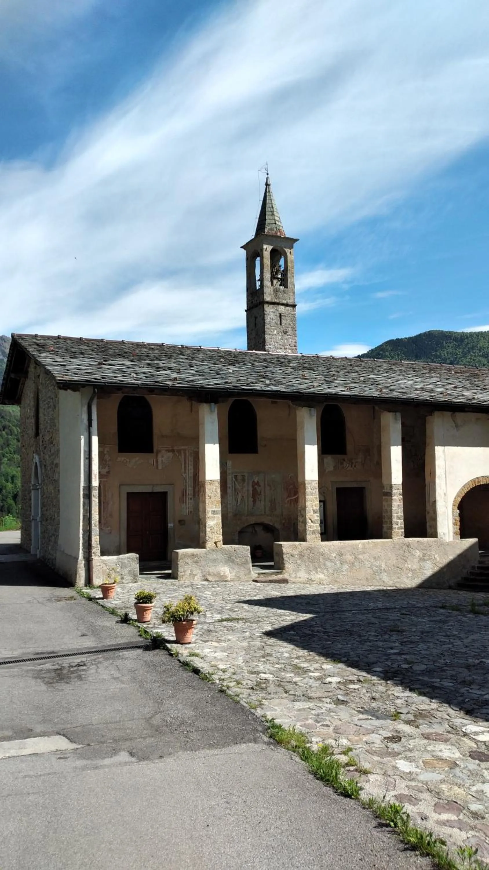 Hiking in B&B Santa Brigida