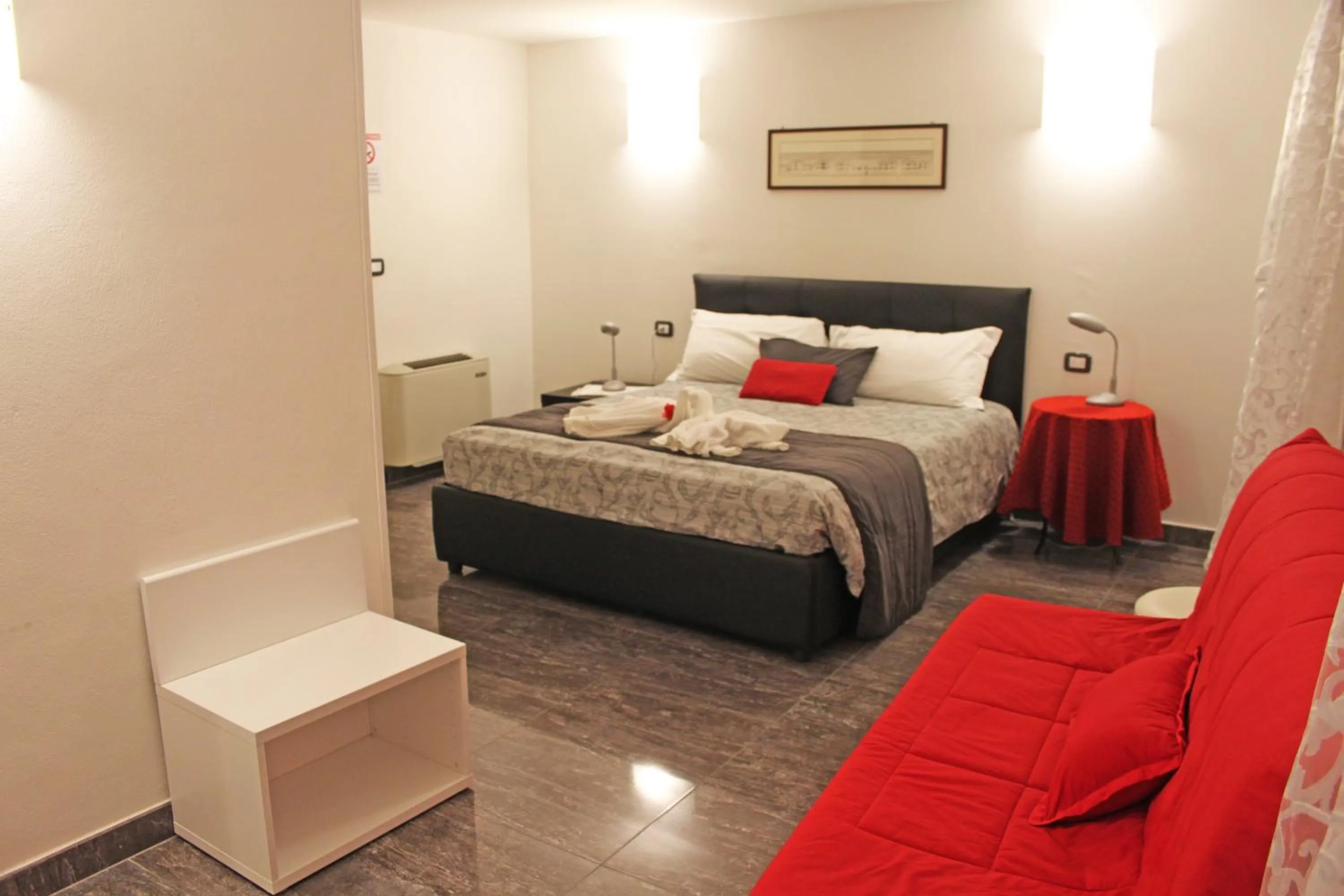 Photo of the whole room, Bed in B&B Antico Orologio