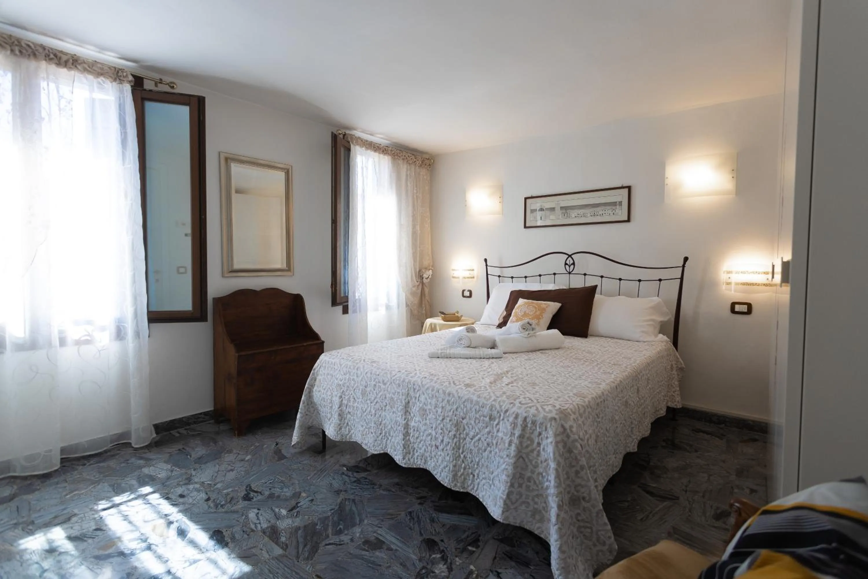 Bedroom, Bed in B&B Antico Orologio