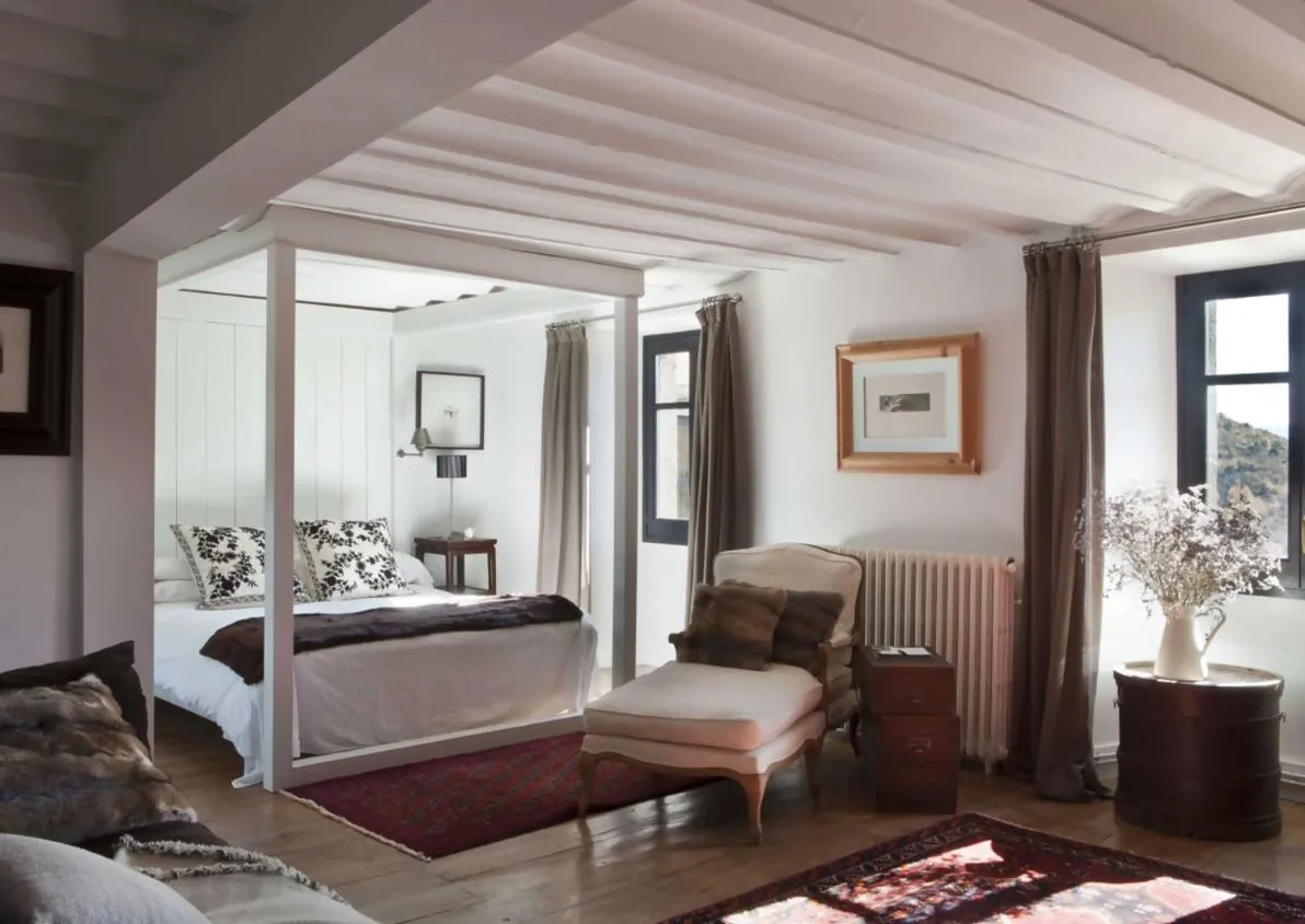 Bed in Le château brangoly