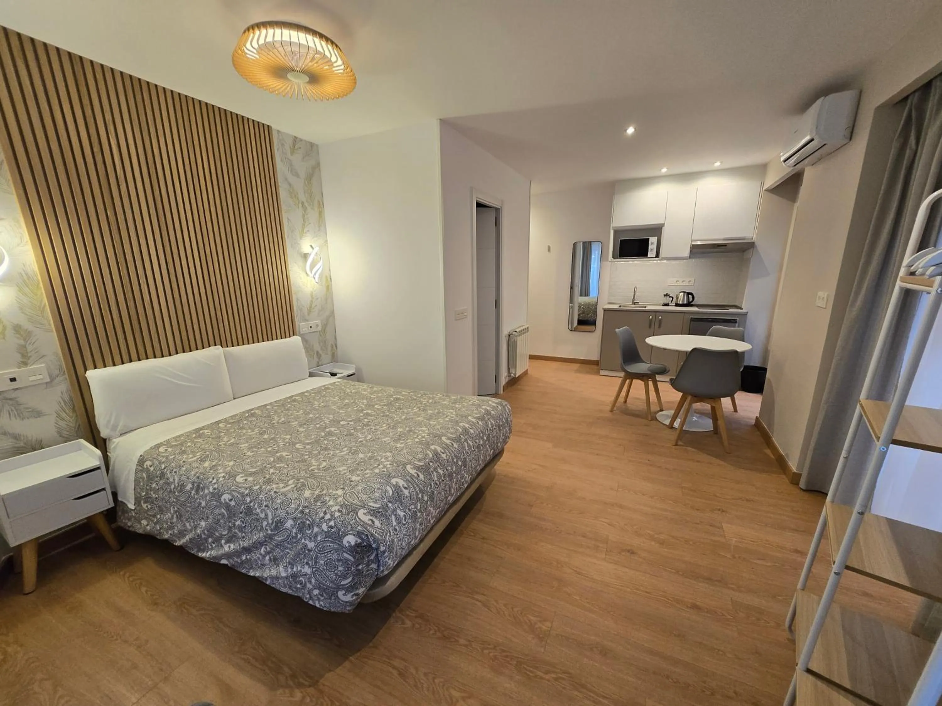 Bed in Hostal A Nuestra Senora de La Paloma