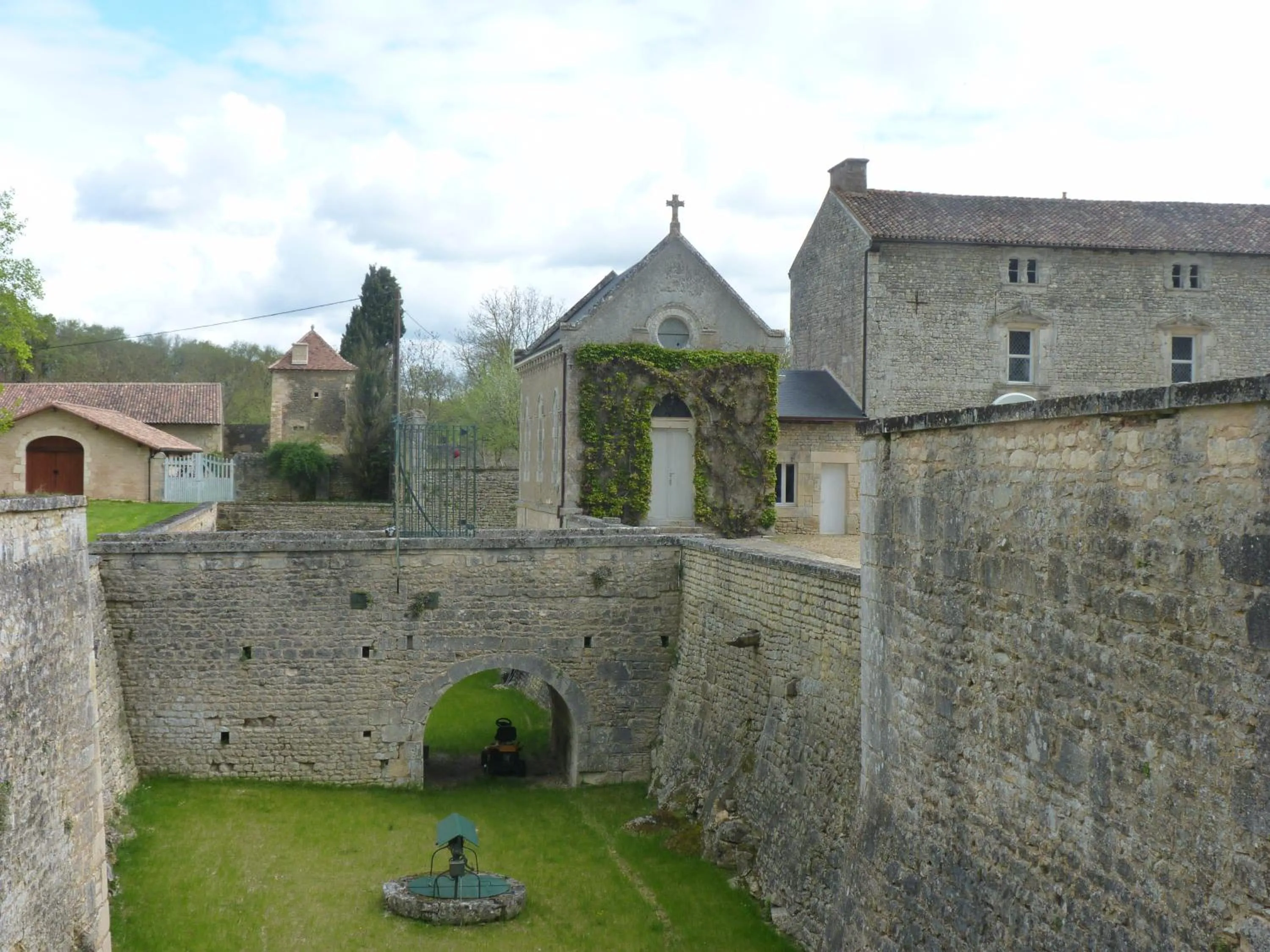 View (from property/room) in LOGIS du Château du Bois Doucet