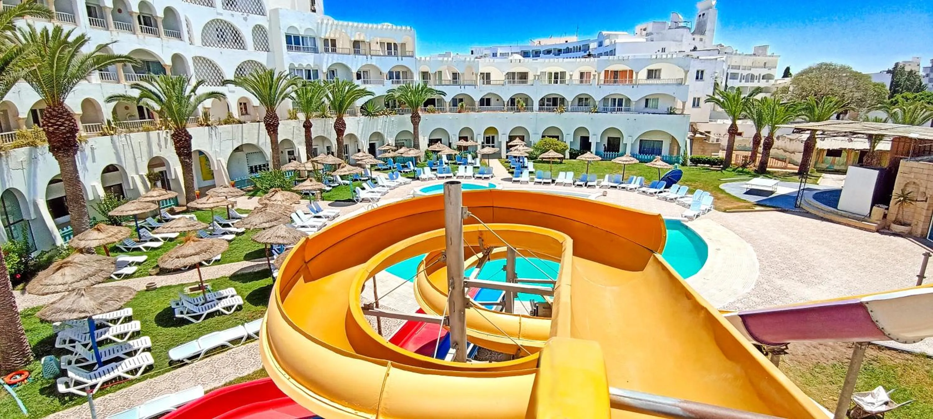 Property building in Hotel El Habib Monastir