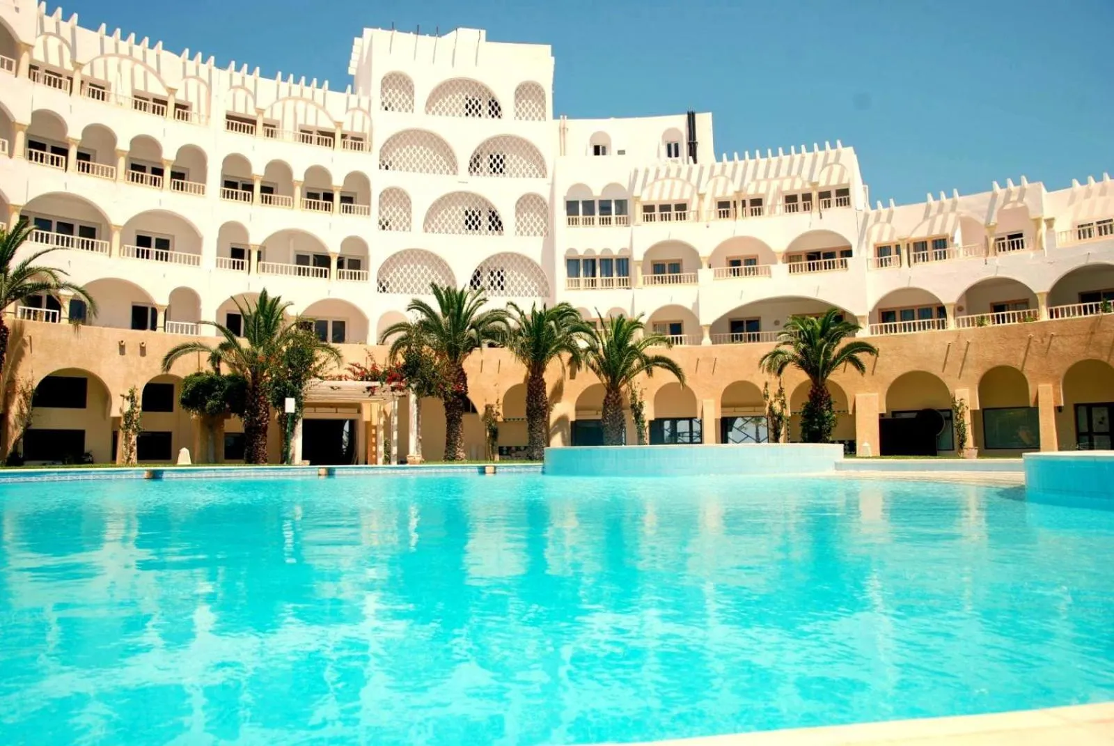 Property building in Hotel El Habib Monastir