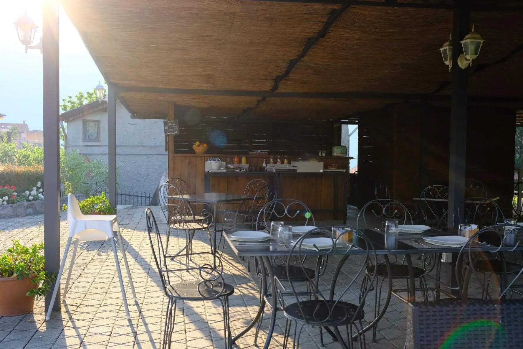 Patio in Andirivieni Bellagio Guest House