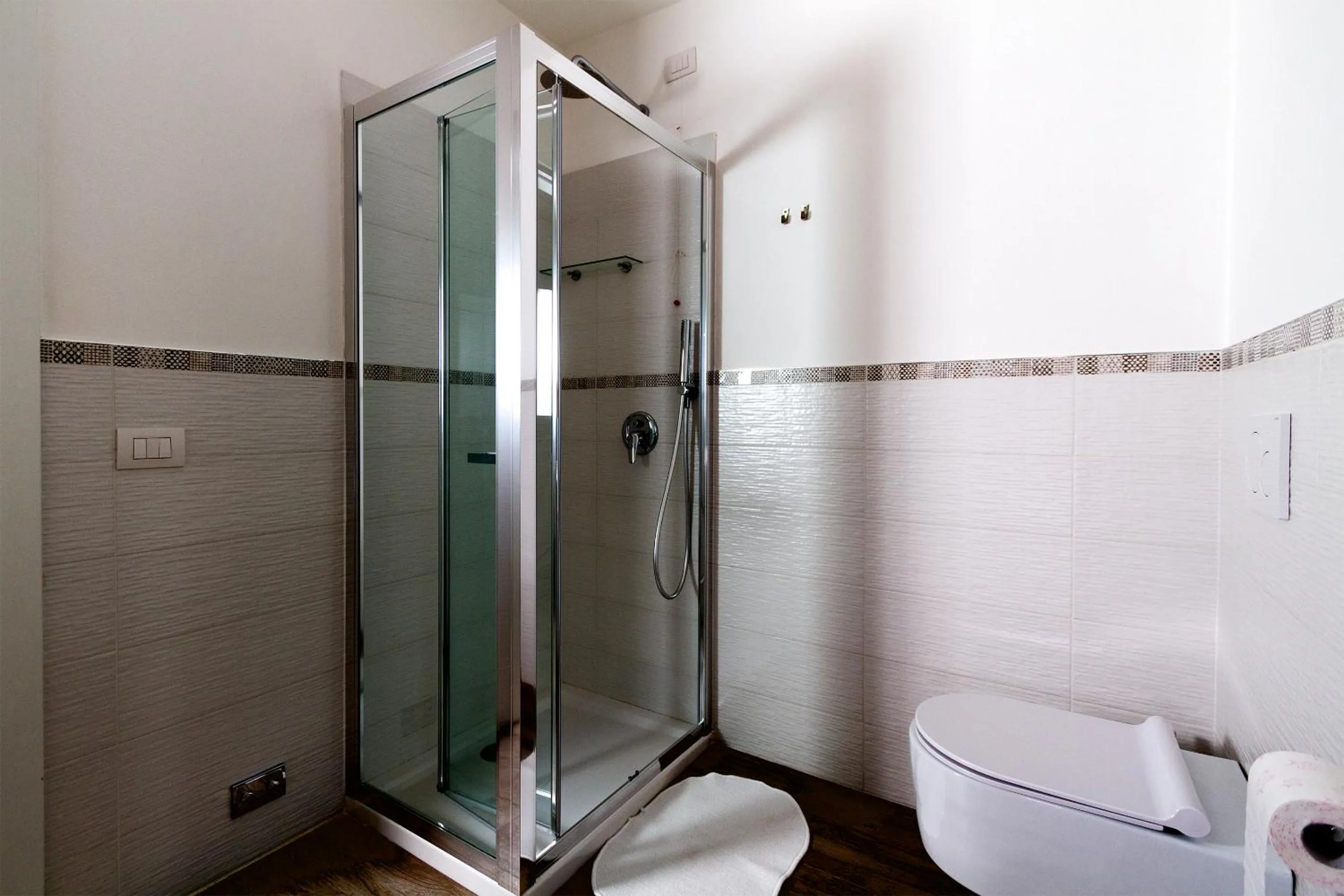 Shower in Andirivieni Bellagio Guest House