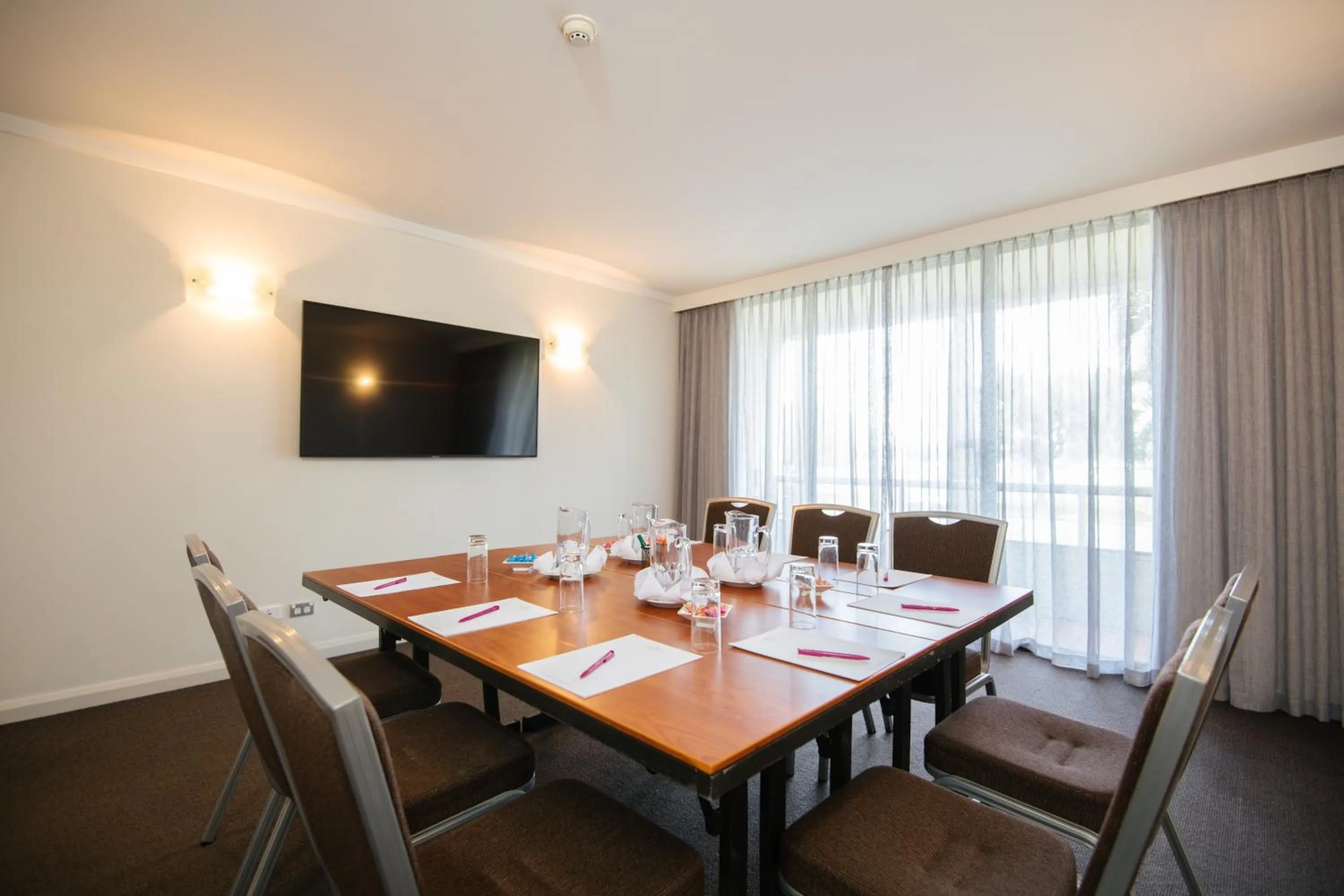 Meeting/conference room in Crowne Plaza Perth by IHG