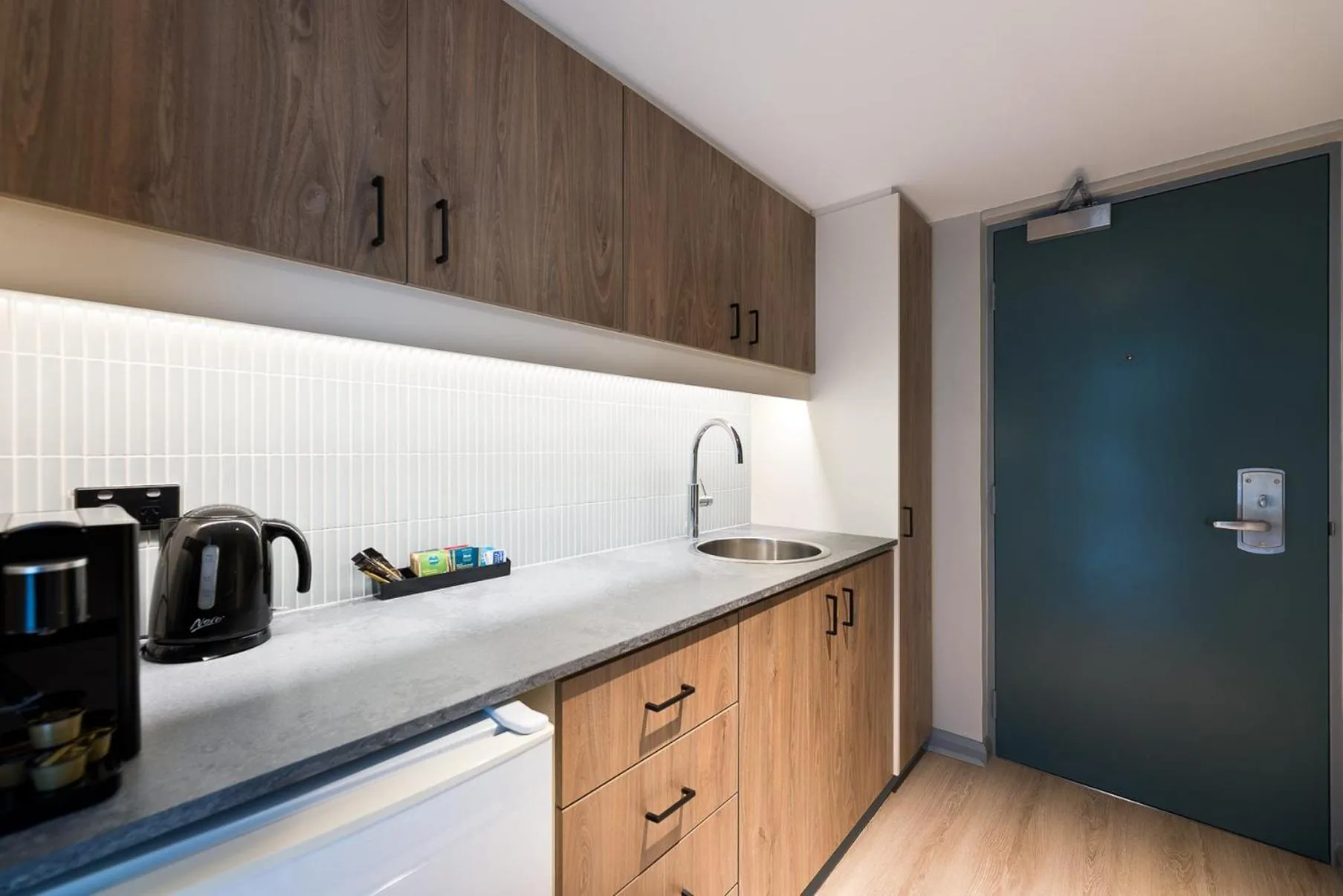 Photo of the whole room in Crowne Plaza Perth by IHG