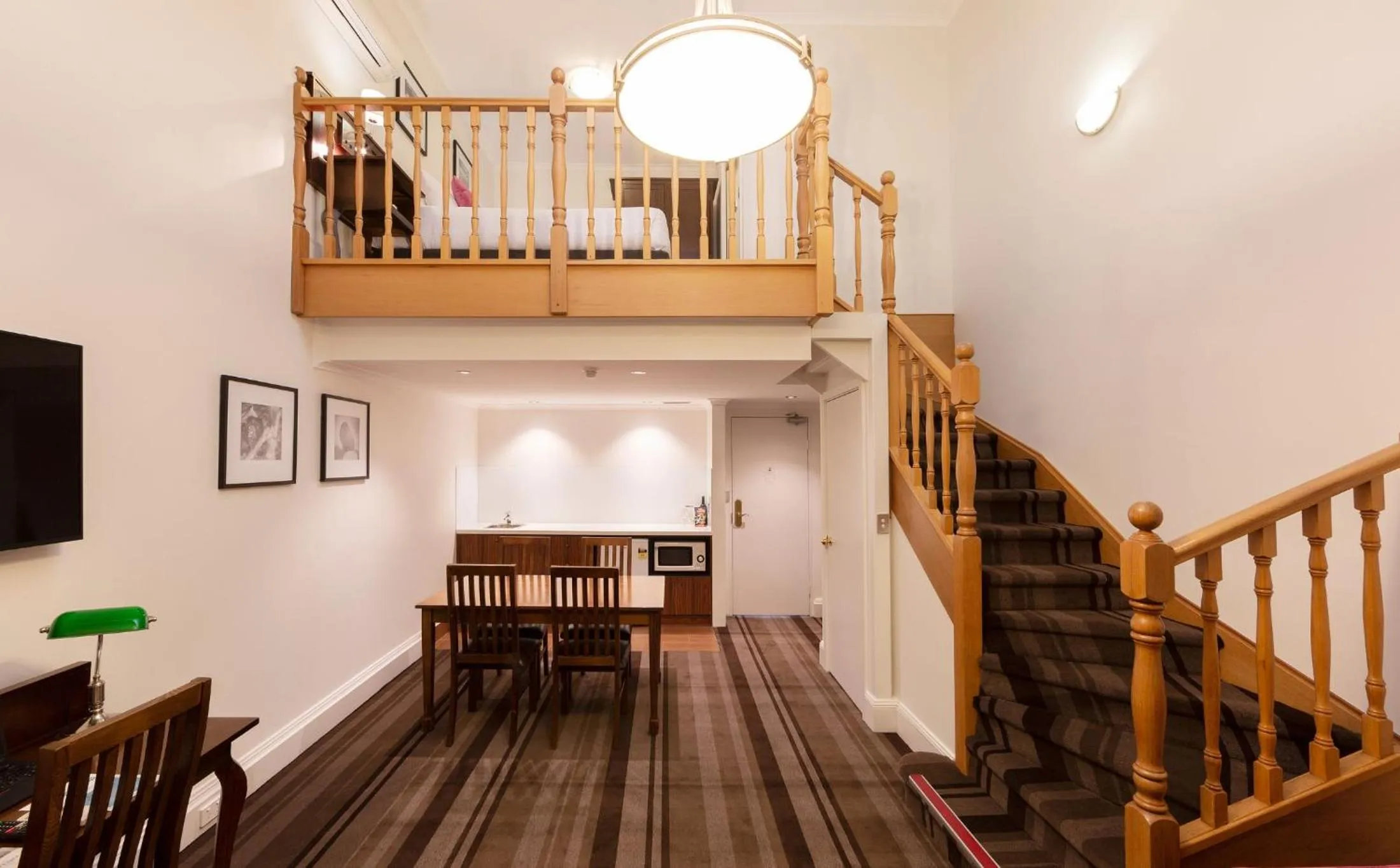 Seating area in Mercure Canberra