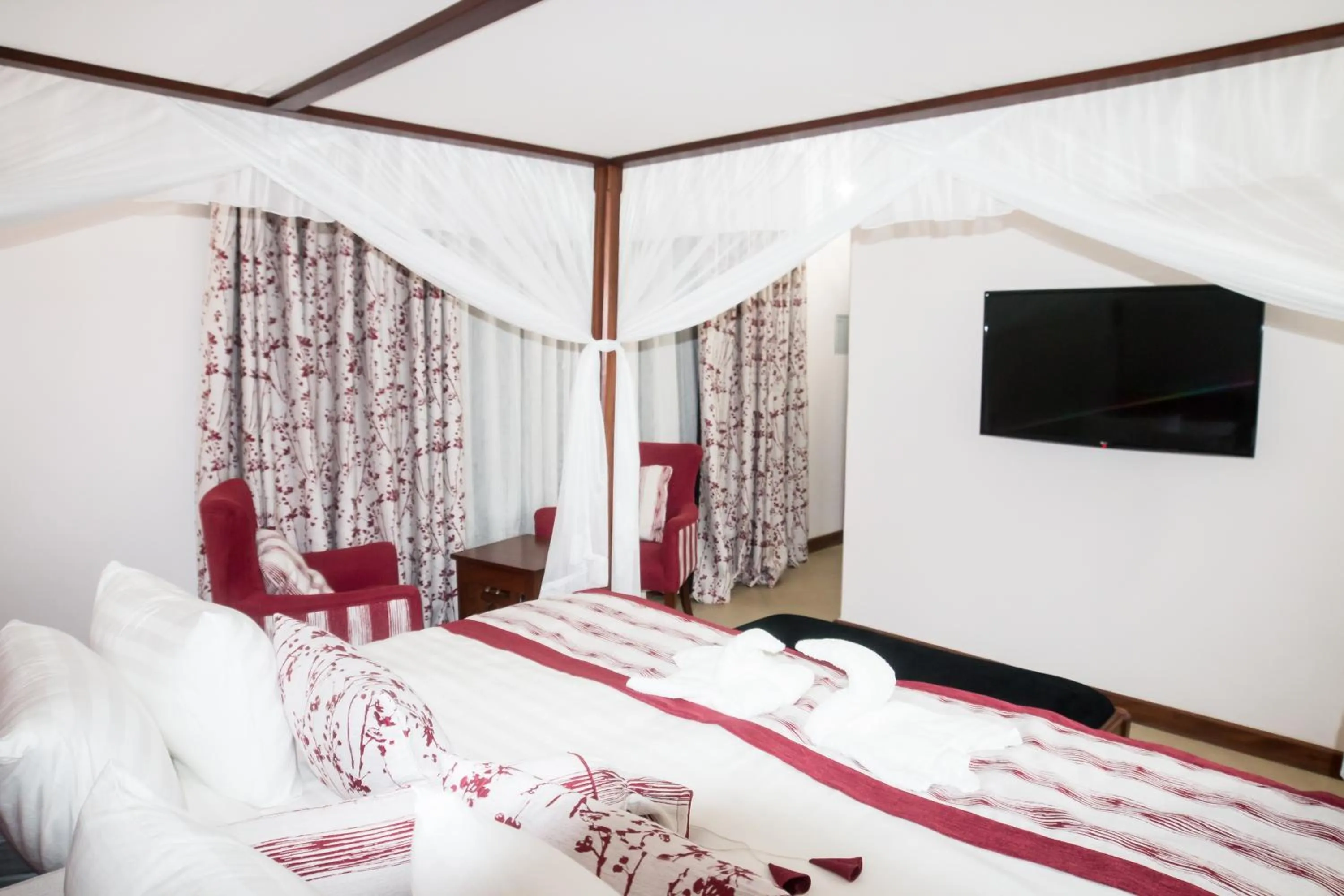 Bed in The Smith Hotel